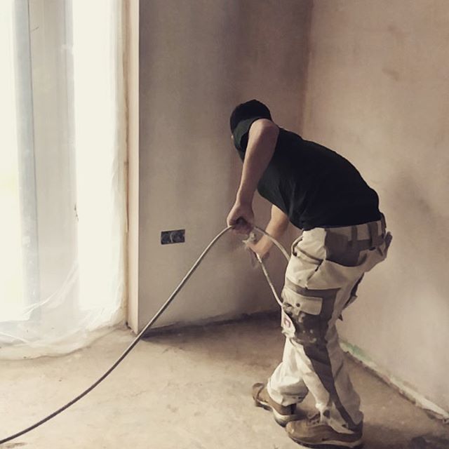 We’re a family that share the same ethos and beliefs in how things should be done. Meet Tom, our newest member of the team and third generation of the family currently working for Barrington Decorators. Here he is working the sprayer like a pro - in slow mo. #familybusiness #sprayingmakessense #painting #decorating #family #tom