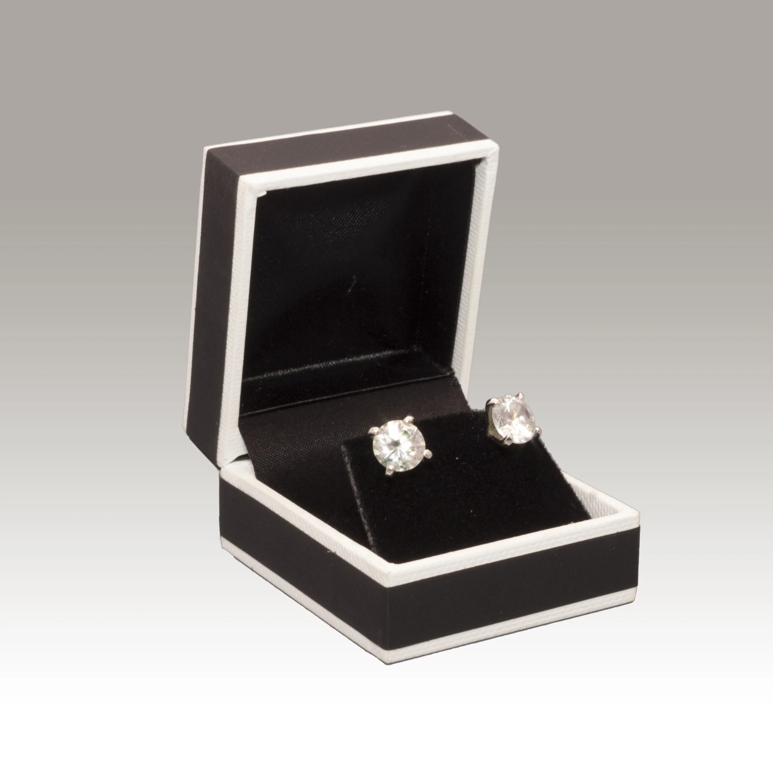 MN-106 Earring Box