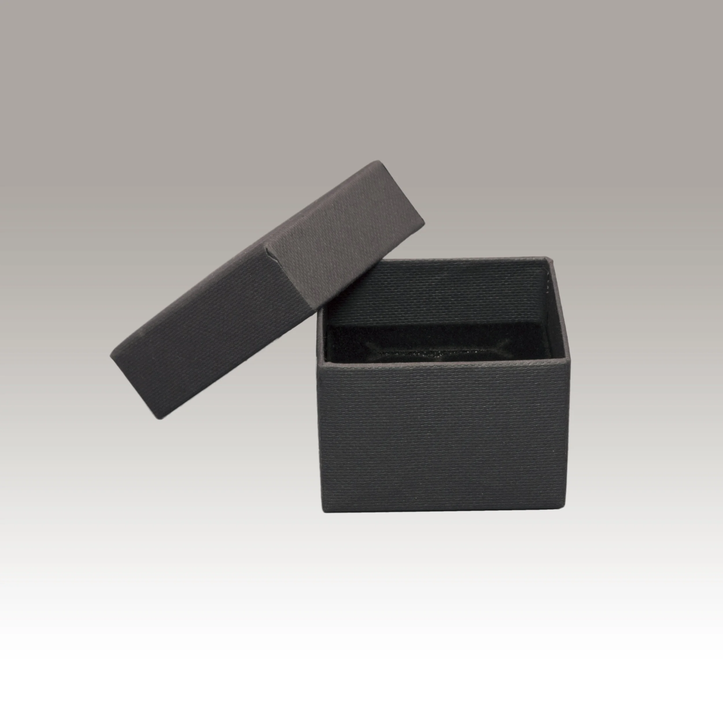 17200 Manhattan Ring Box