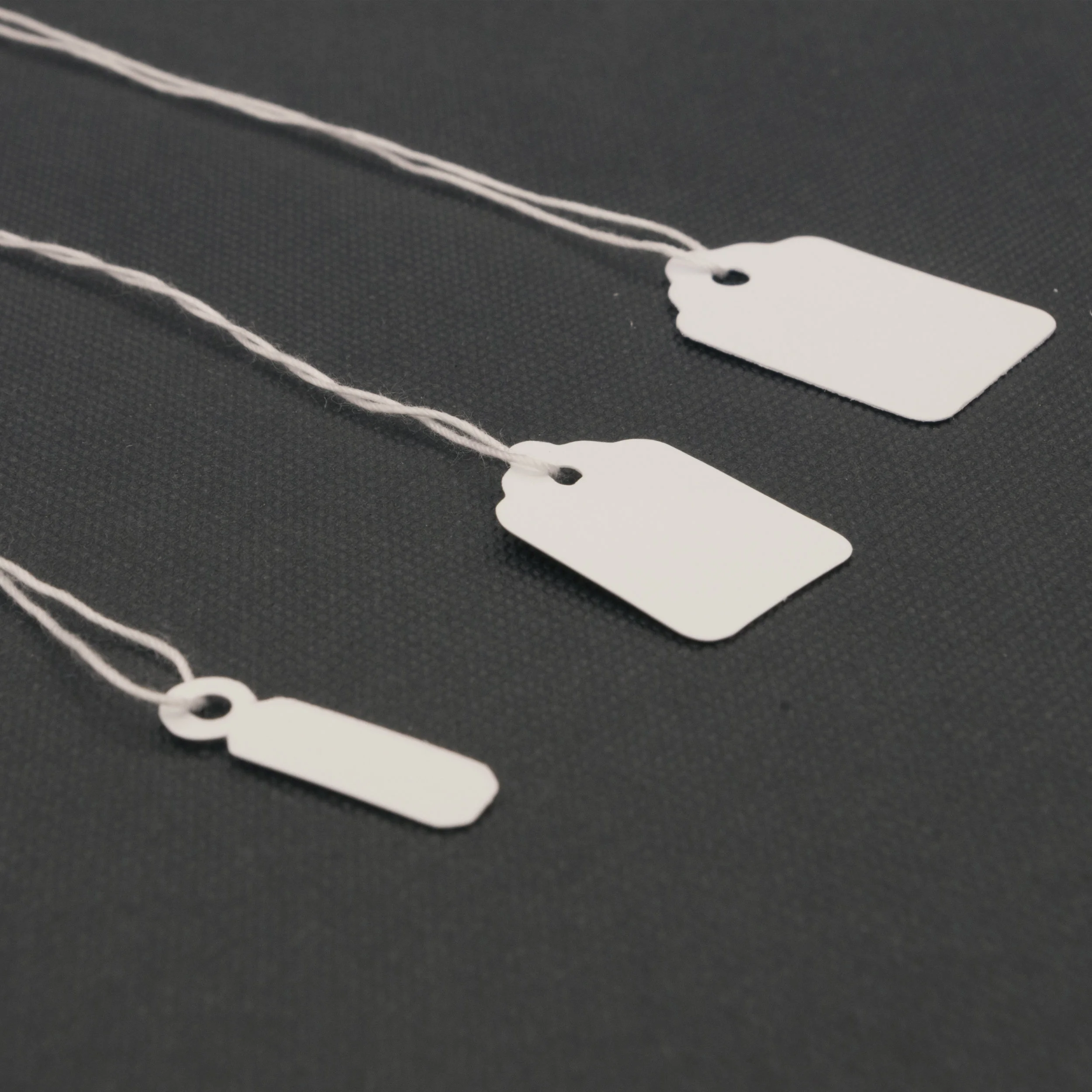 72102 Tie On Tags