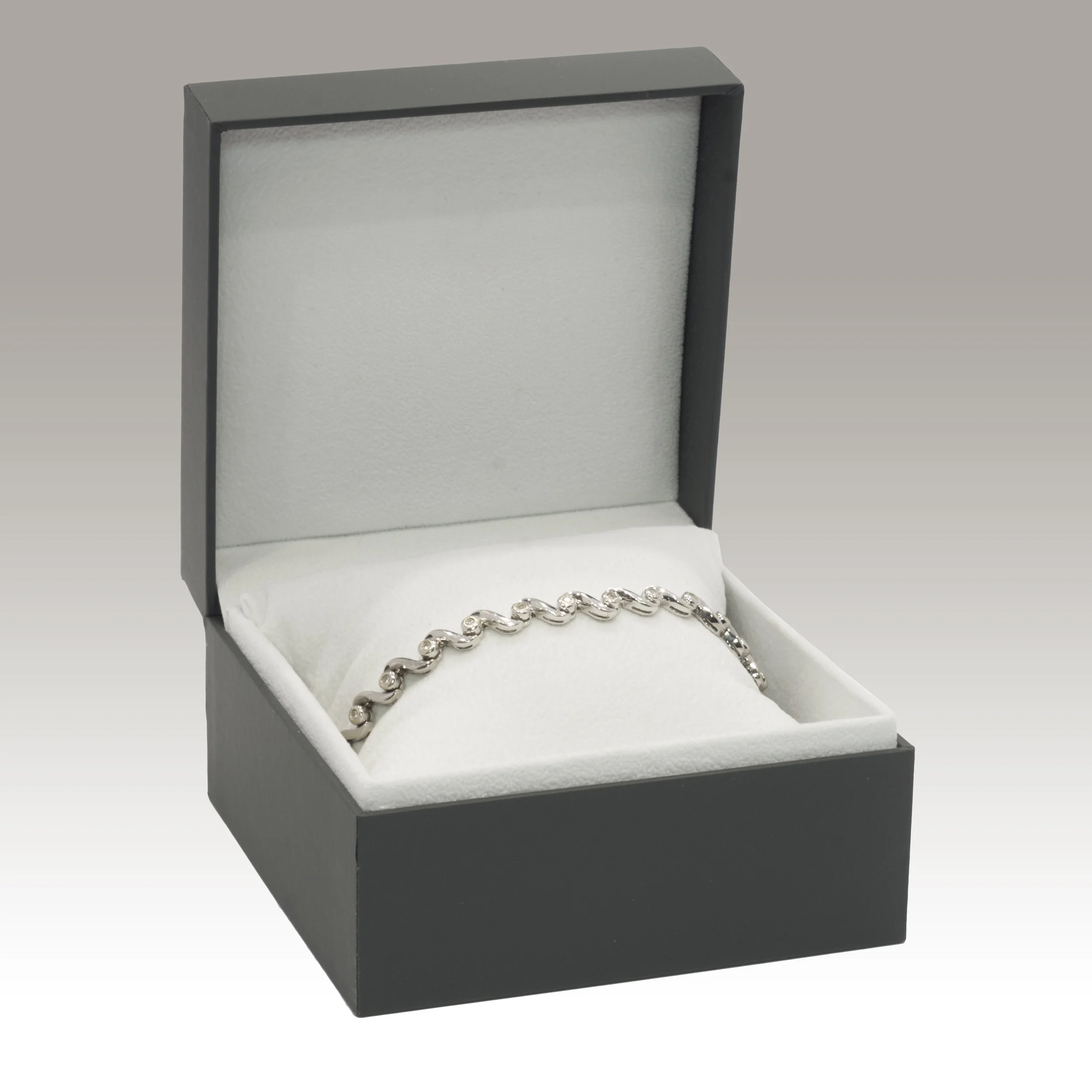 LX-66 Luxe Grey Bangle Box