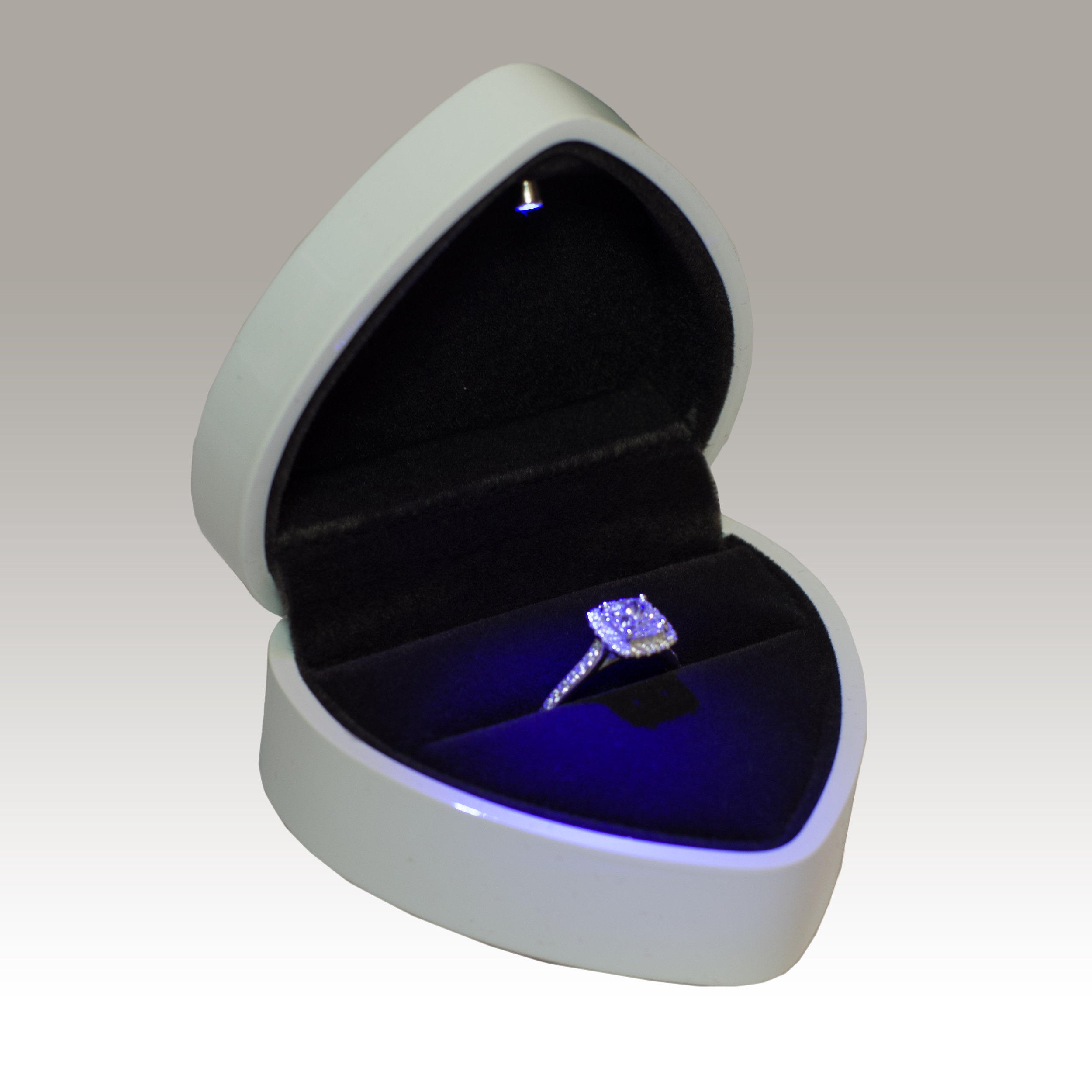 White Heart LED Ring Box