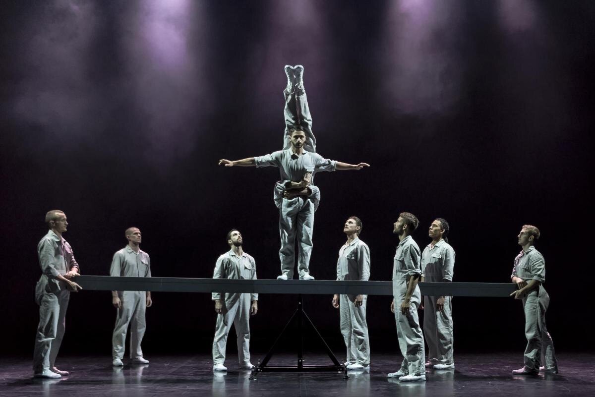 WORLD PREMIERE of BALLETBOYZ Performance "Deluxe"