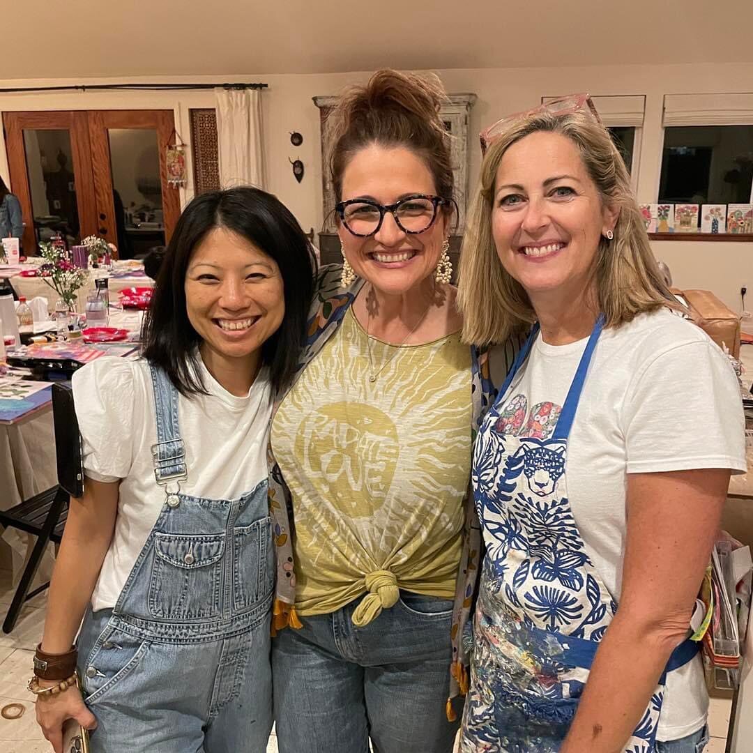 Retreats. Life giving!  @andrealawless and @stacyspanglerart are epic gatherers! They see God in all the details and be sure to pour the details out into everyone there!! 

Last night I got the share at a meet the makers session.  Guess what I brough