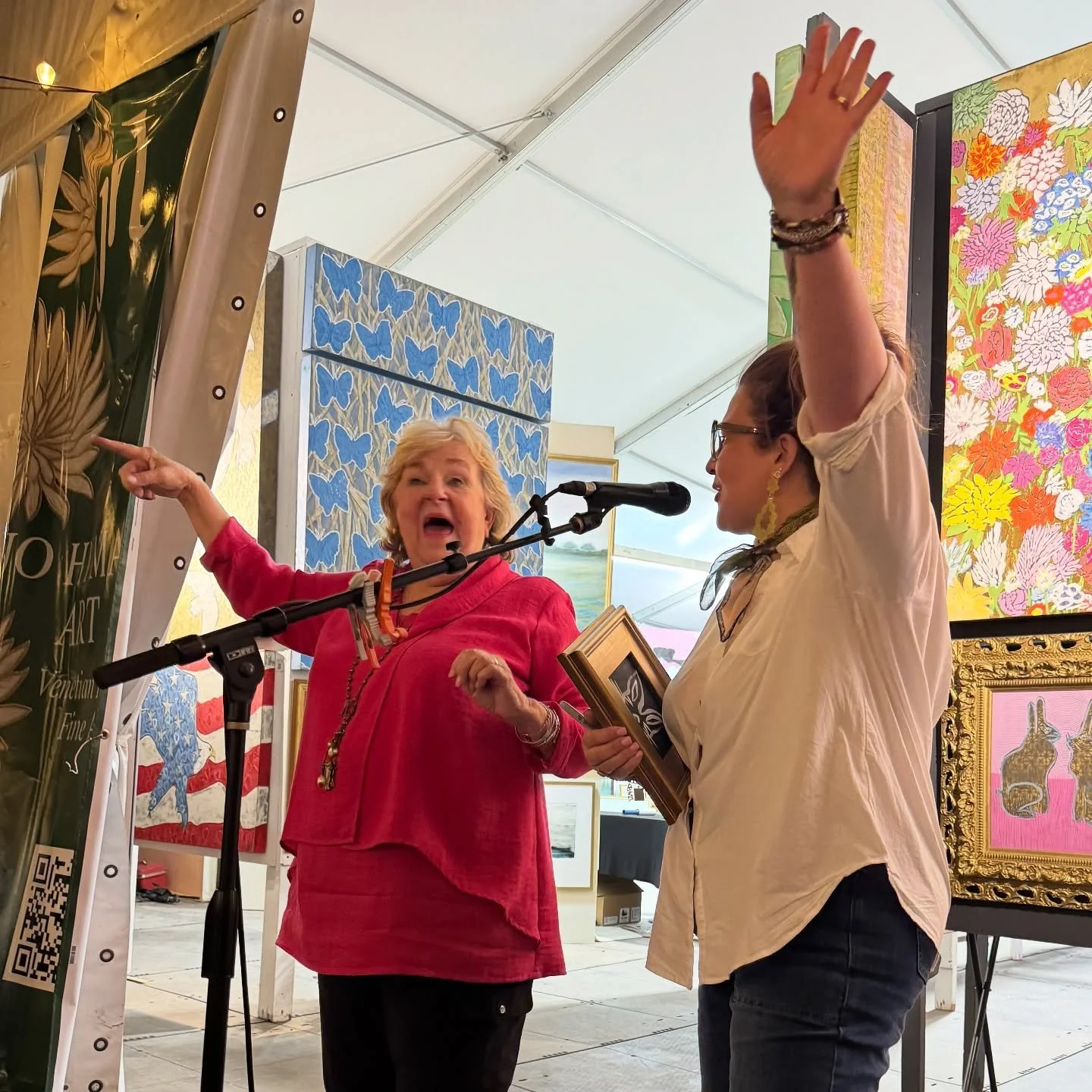 This picture sums up the launch of &ldquo;Keep Your Fork, There&rsquo;s Pie&rdquo; and the best everrrr Texas Antiques Weeks!!!

Dreamy catered dinners in fields, laughter, hugs from new and old friends, prayer in the fields for when i was about to c