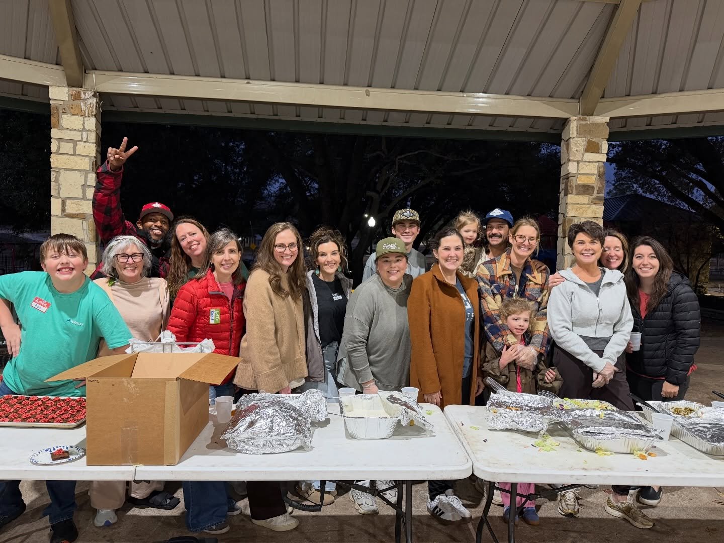 A full and abundant week ❤️
❤️Monday Family Dinner with @centerchurchbrenham 
❤️Shared a snippet of the story of @bakeshopatallthingsacres at @1millioncups Brenham
❤️Patricia came for pie @royerspiehaven after seeing us on @abcworldnewstonight, &ldqu