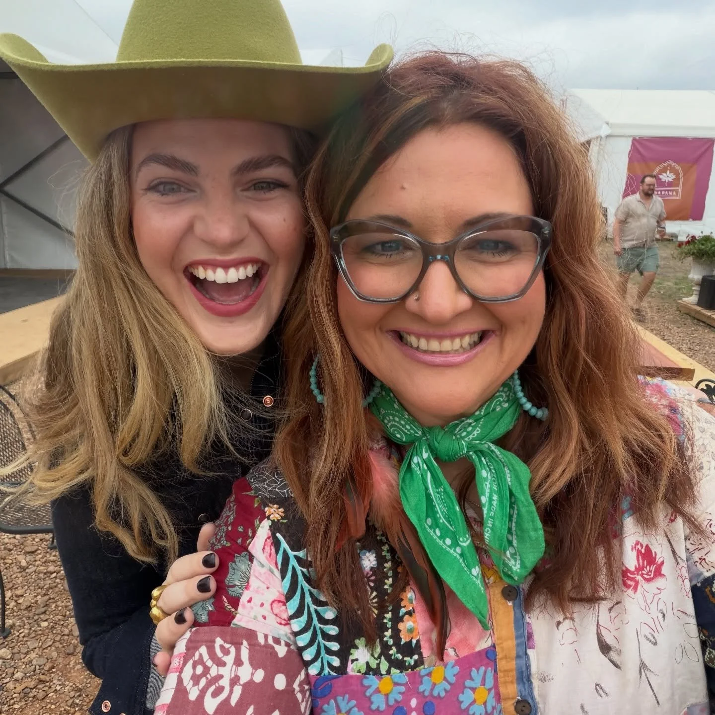 Texas Antiques Weeks Kick-off 🤩! The antiques are fabulous, the caterings and events are fun, the pie is even better, but the RELATIONSHIPS are 🔥🔥🔥!! 

We aren&rsquo;t in the food business, we are in the relationship ministry ❤️.

#royerspiehaven