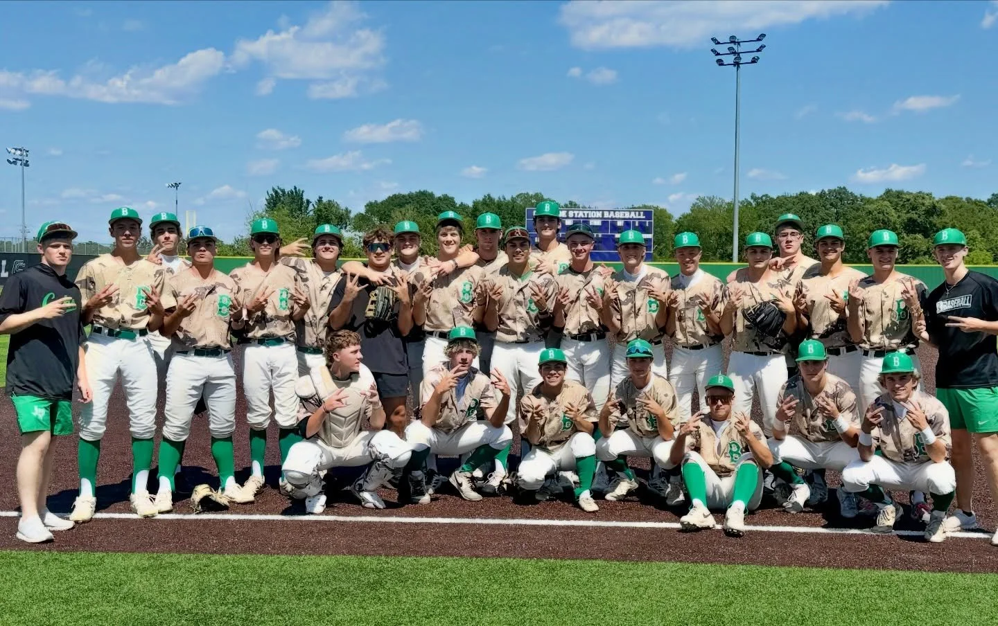 @brenhamcubbaseball BI-DISTRICT CHAMPIONS 🎉💚🎉!! Proud doesn&rsquo;t seem to be the right word.  The boys fought hard today and they earned that win!!!! What a team 💚!! Thank you Jesus that we get to keep going!!!! Won&rsquo;t HE do it!!!
