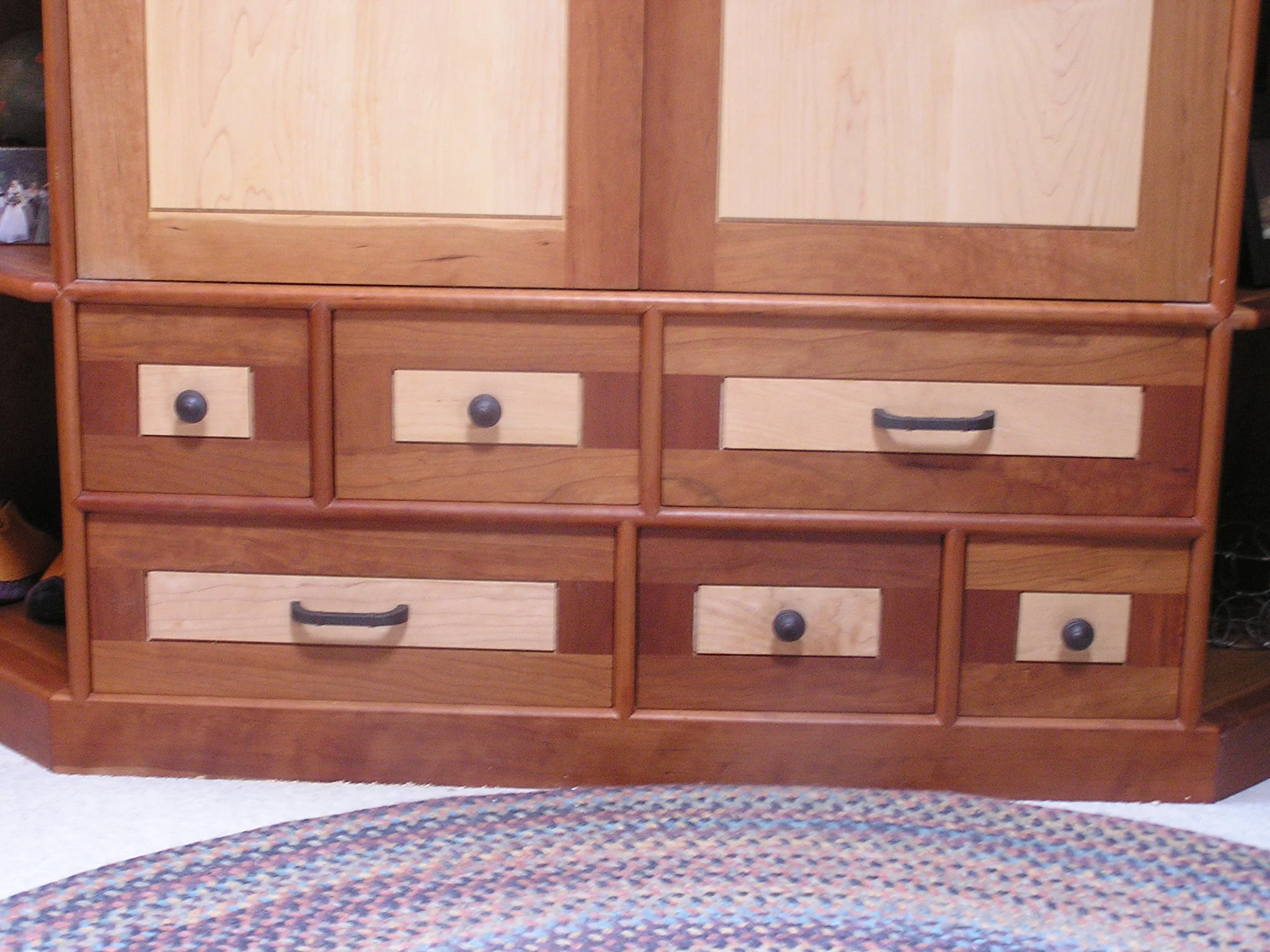 Corner TV/display unit