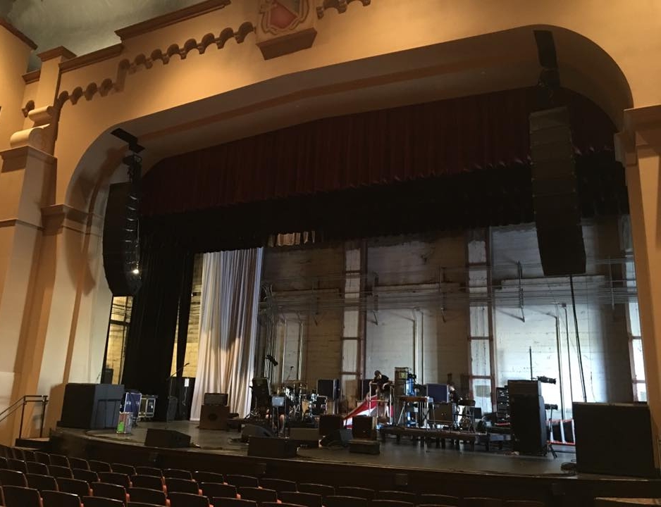 D&B HANG MERCED THEATRE.jpg