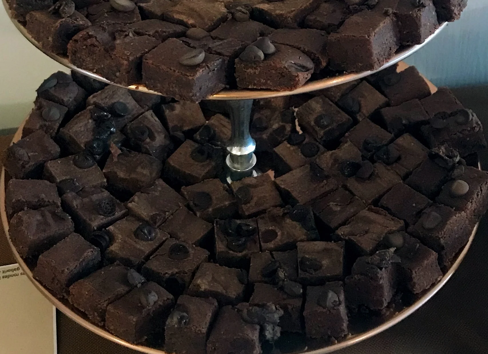 Delectable Flourless (Peppermint) Chocolate Brownies