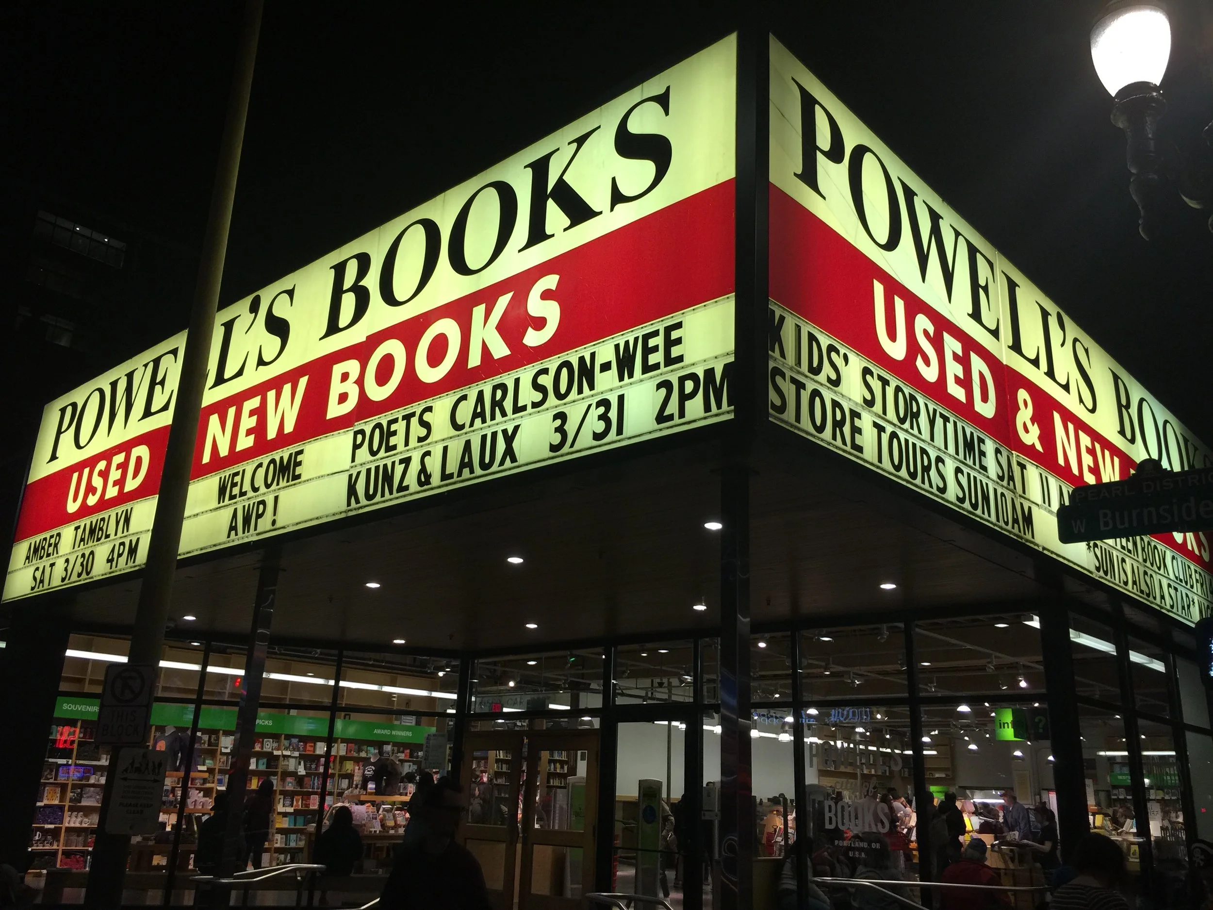 POWELL'S BOOKS, PORTLAND OR (WITH EDGAR KUNZ)