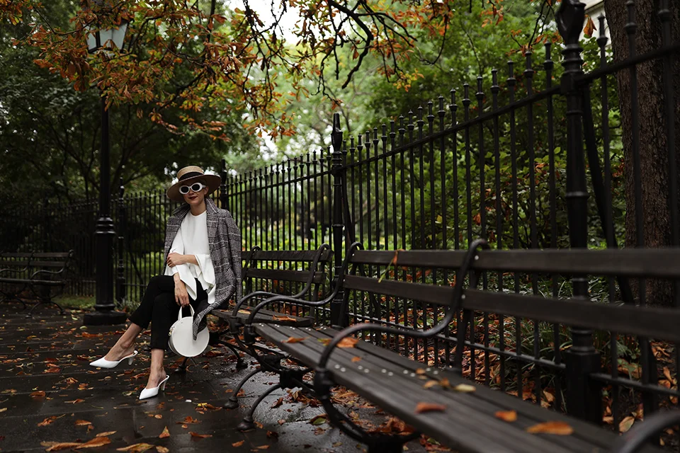 BLACK & WHITE FOR FALL // RIVER ISLAND