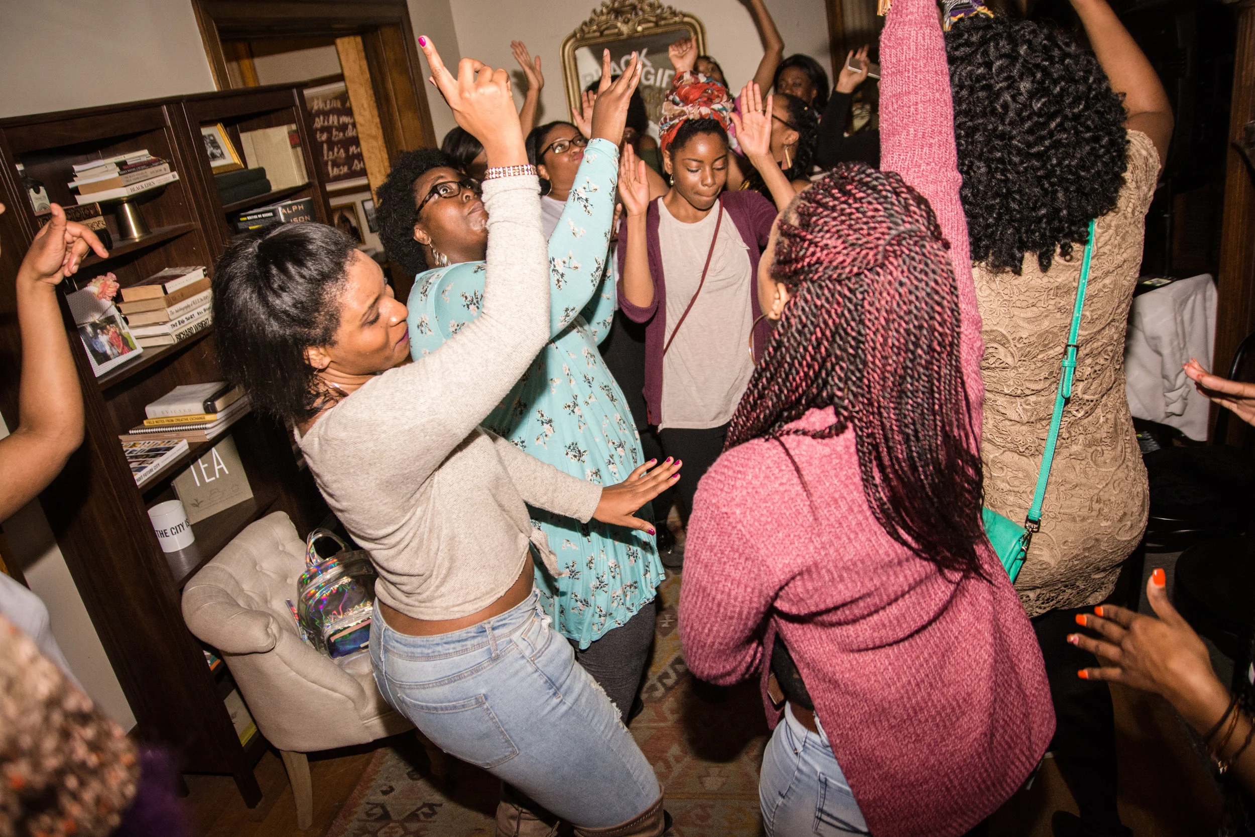 HANDS UP - DSC_8722.jpg