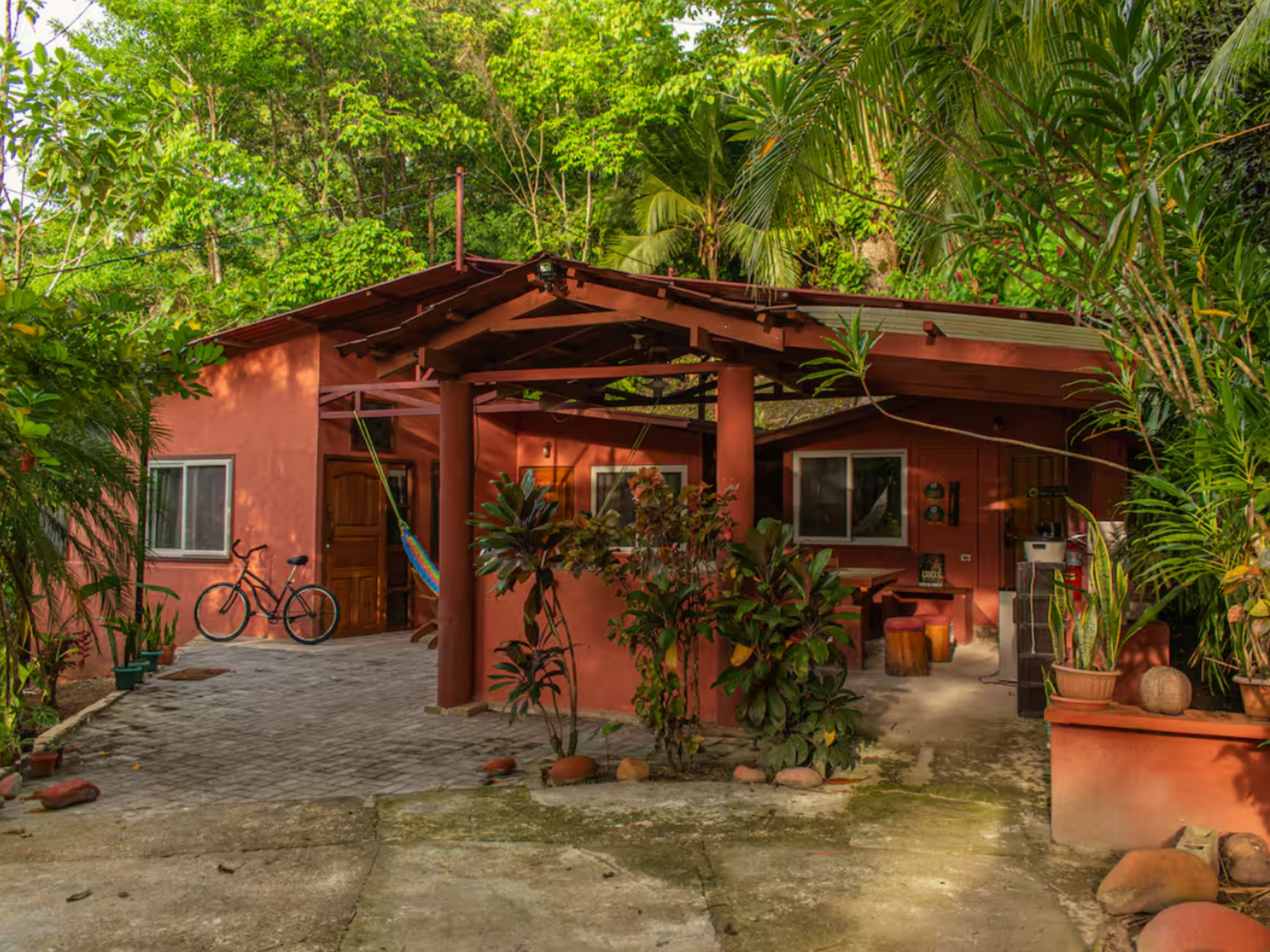 Bungalow+7+%7C+Rana+Verde.png