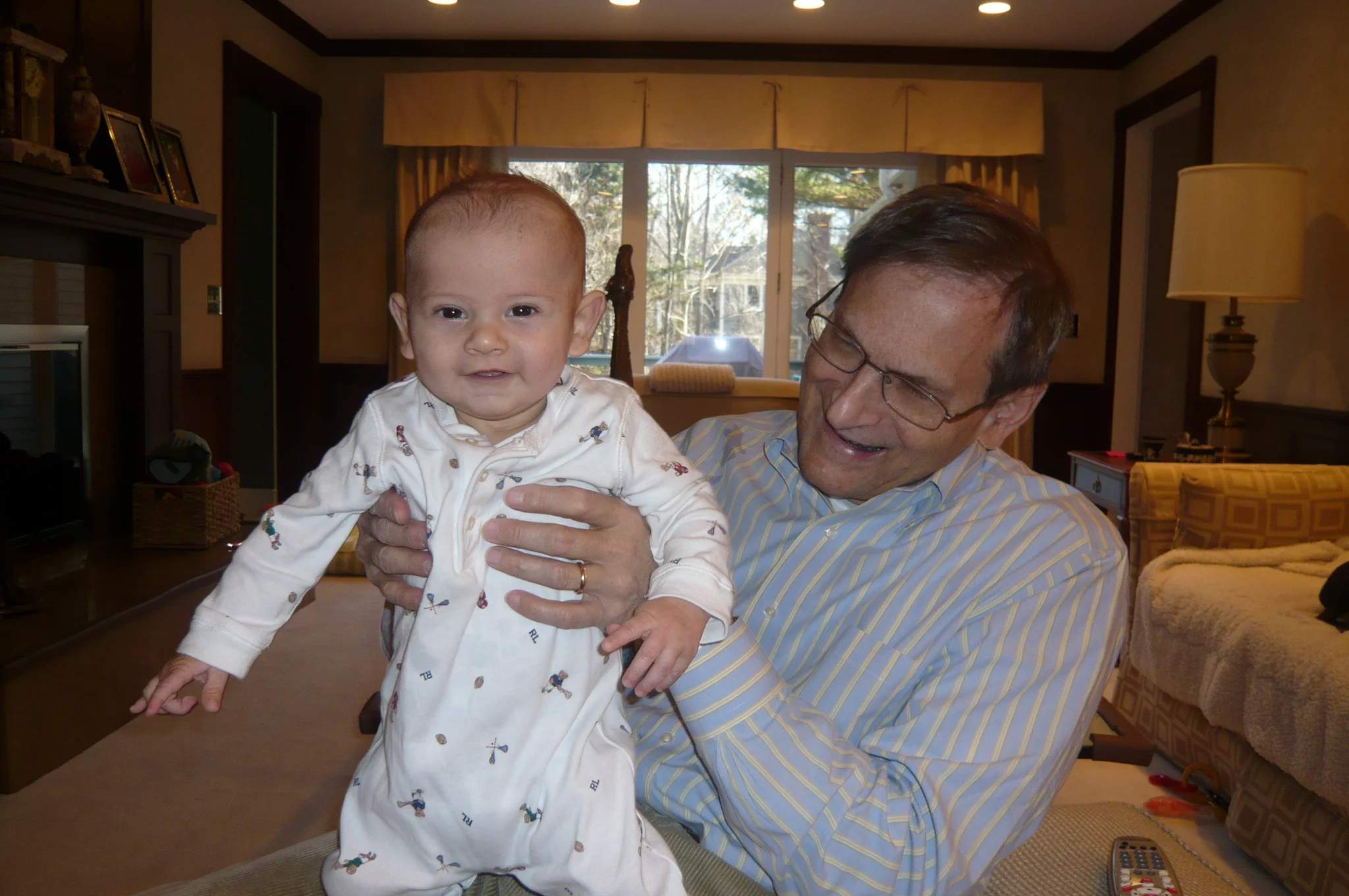 Jojo and Teddy 11-27-09 019
