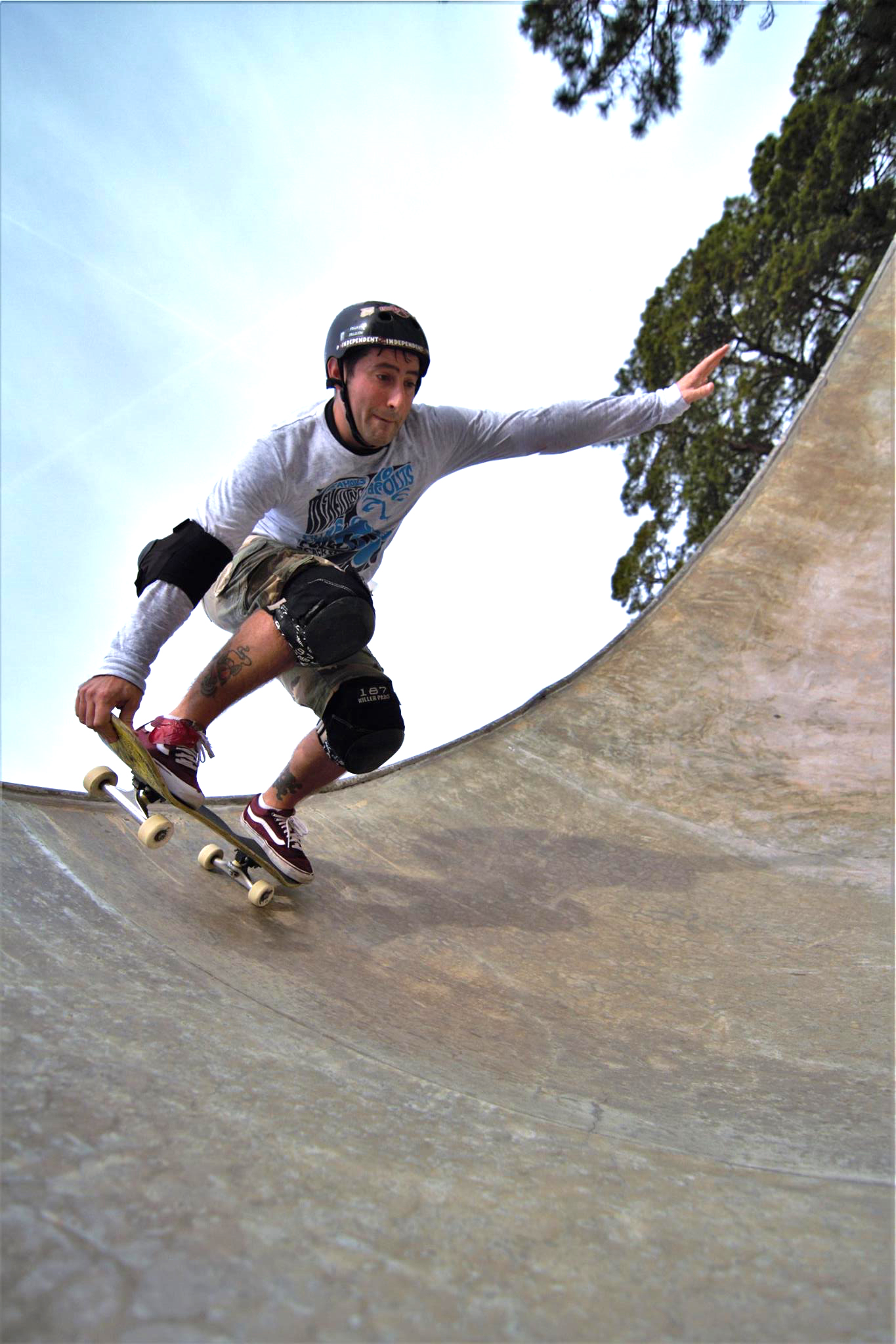Bob thrashin'