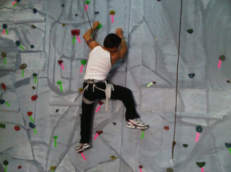 Rock climbing wall