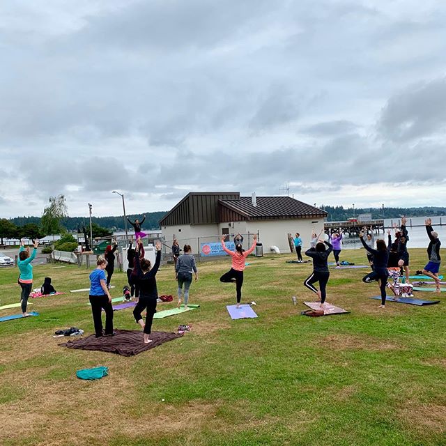 Thanks for coming out &amp; practicing with us last night! Despite the chillier summer weather, it was still a great success! We look forward to seeing you next month for round 2🌞🧘🏽&zwj;♀️
.
.
#silverdale #yoga #community #yogainpark #kitsap #om #