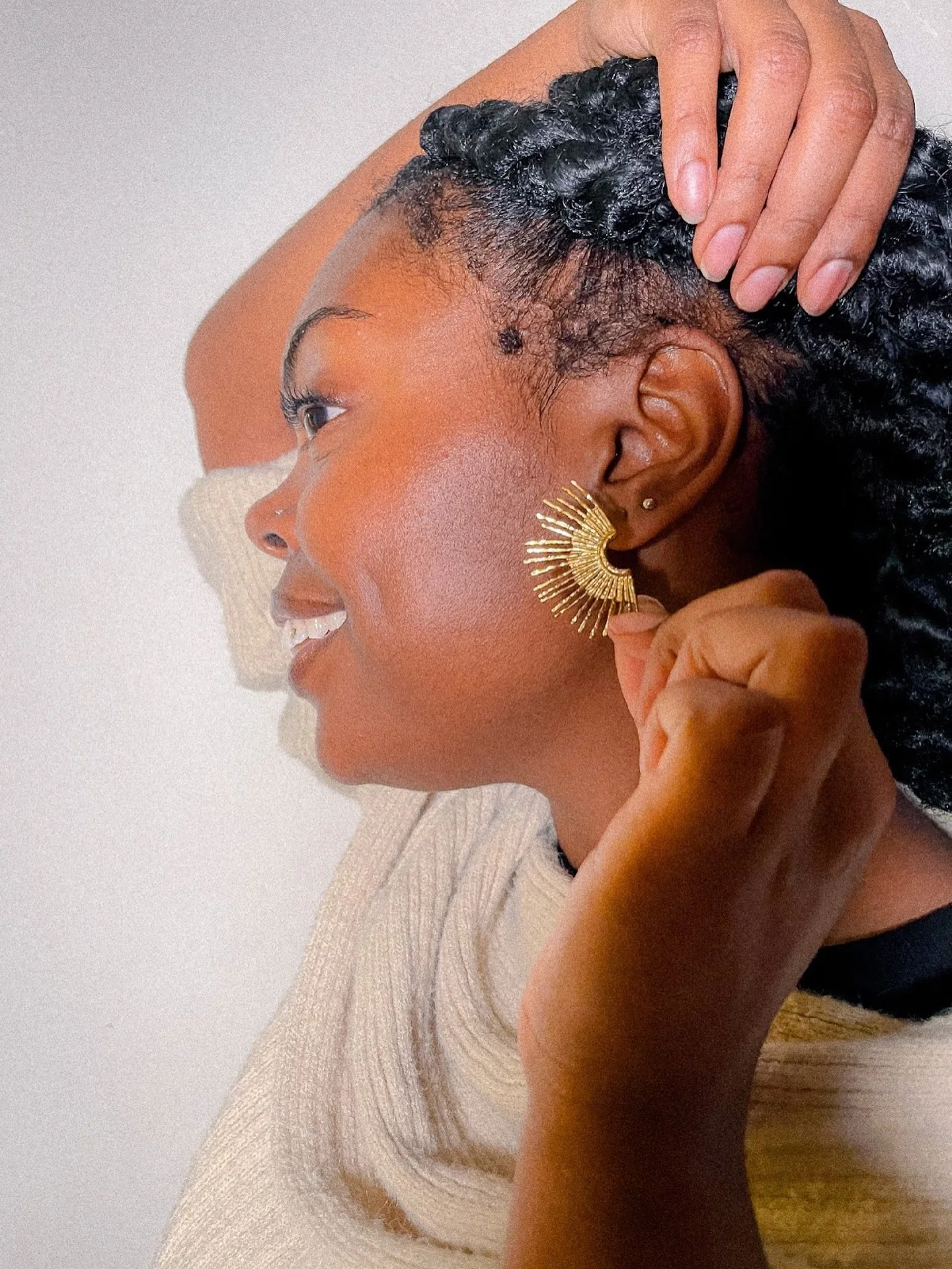 Introducing our Saint Elizabeth Earrings ✨30% off with Jamii card. 

Shop instore  or online discover our full collection. 

Jewellery is always a must have item. 

#jewellery #earrings #accessories #goldjewellery #statementjewellery