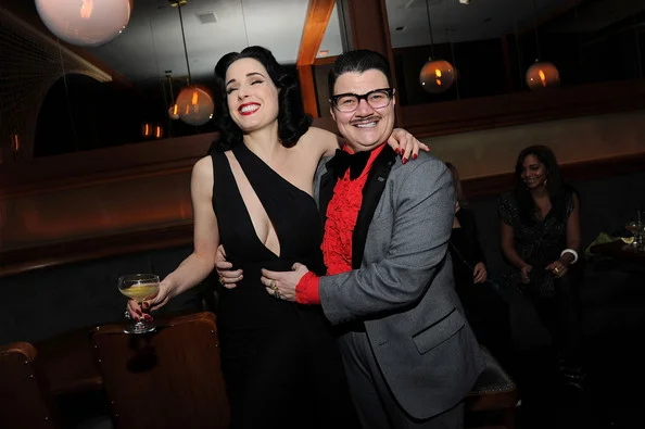 Dita+Von+Teese+Launches+My+Cointreau+Travel+kFOjZJ-qO0hl.jpg