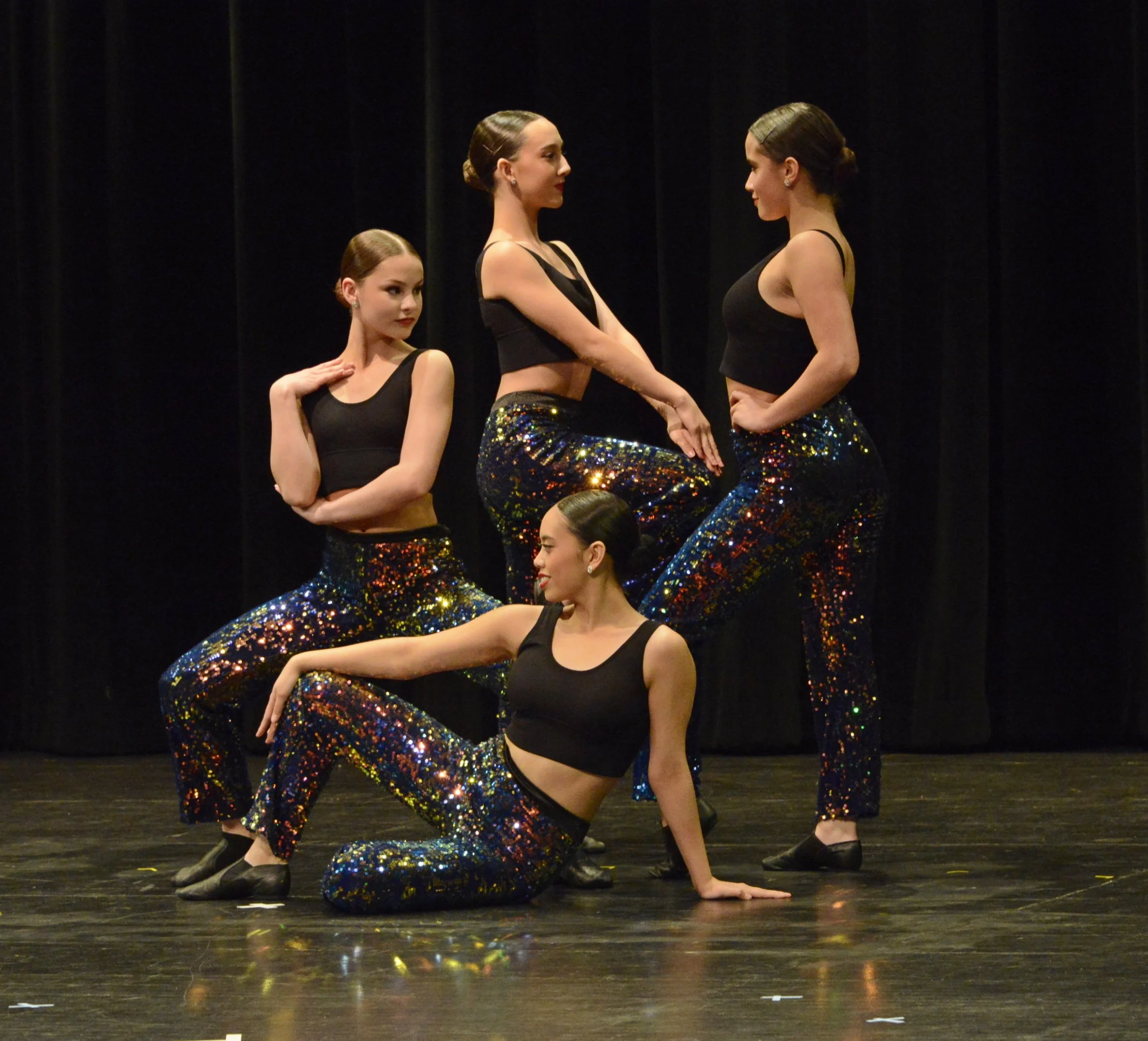 Disco Pop, Contemporary Collective