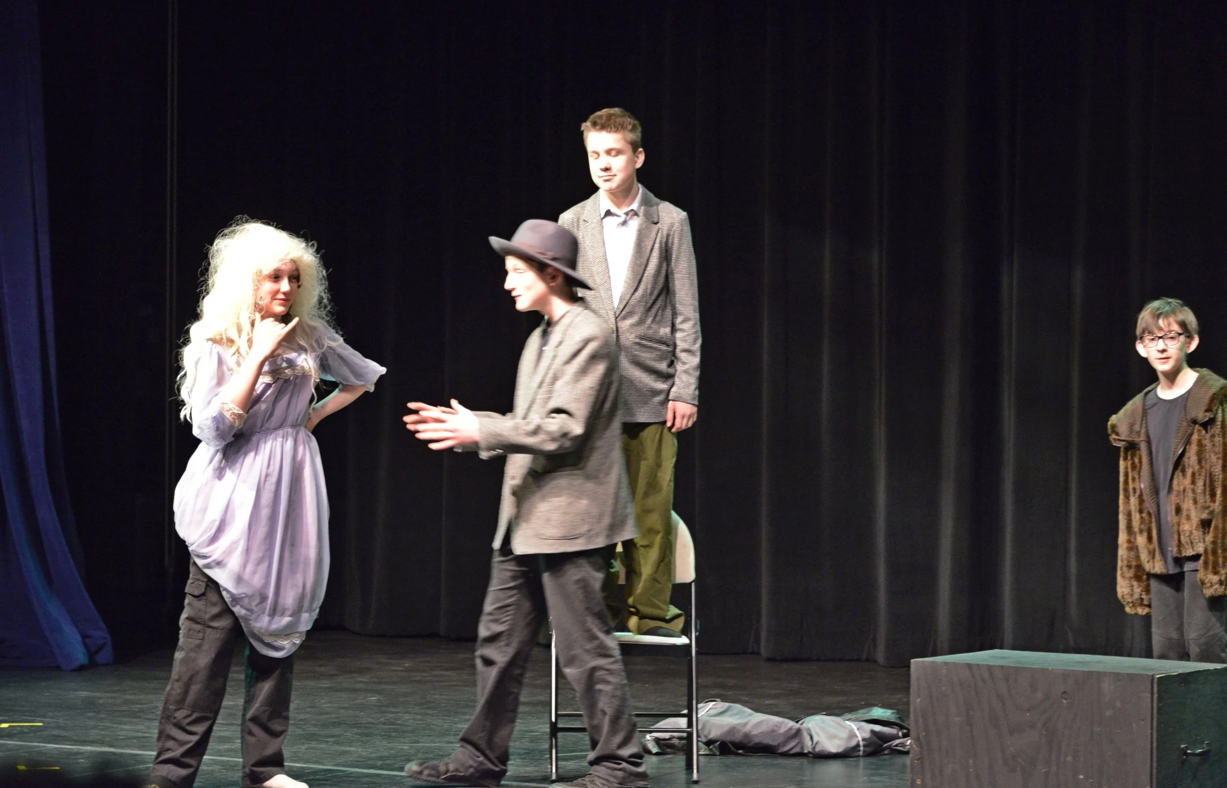 Three Little Pigs - Carmen Arts Group