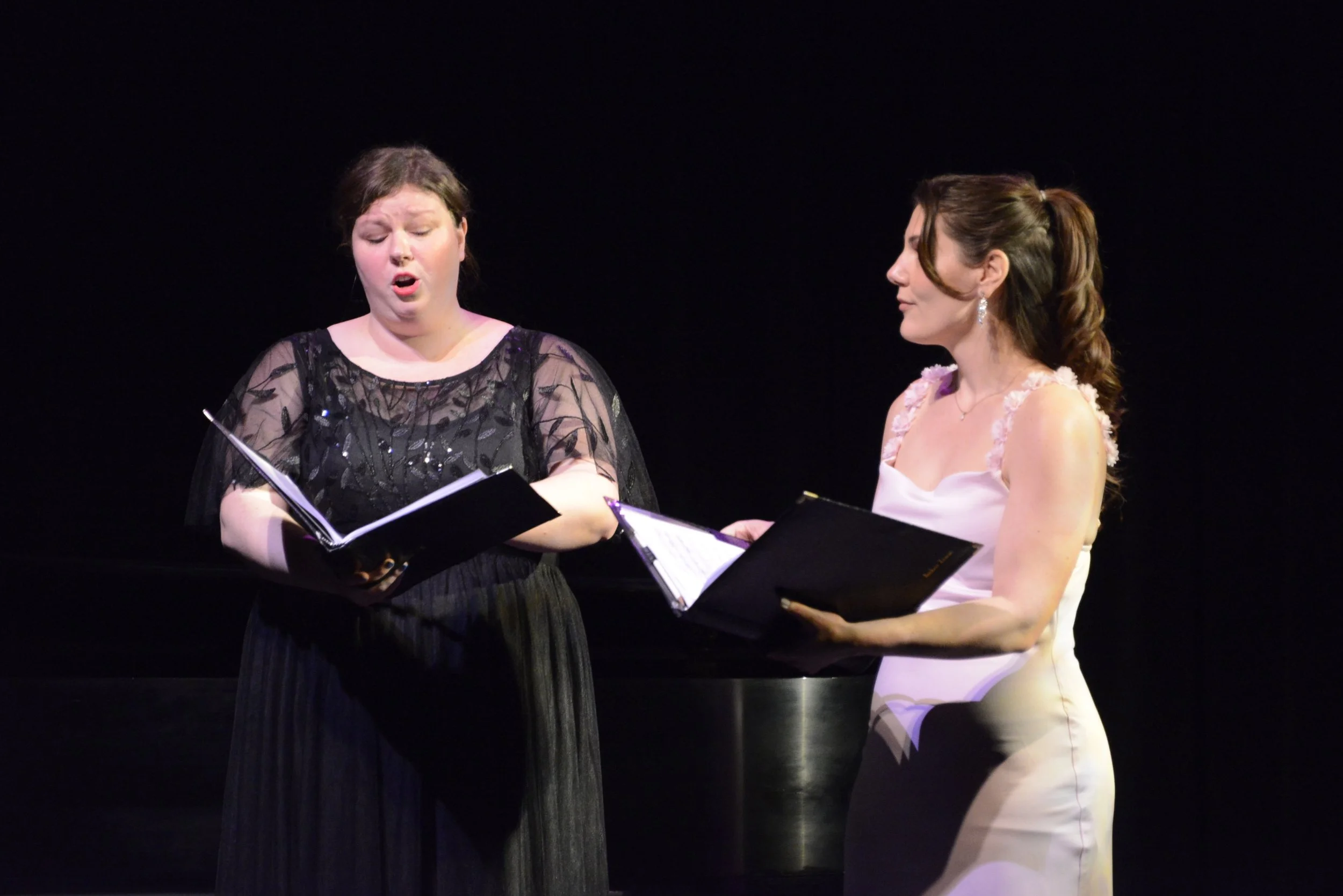 Dome Epais (Flower Duet) - Sarah Kirwin and Amber Zanon
