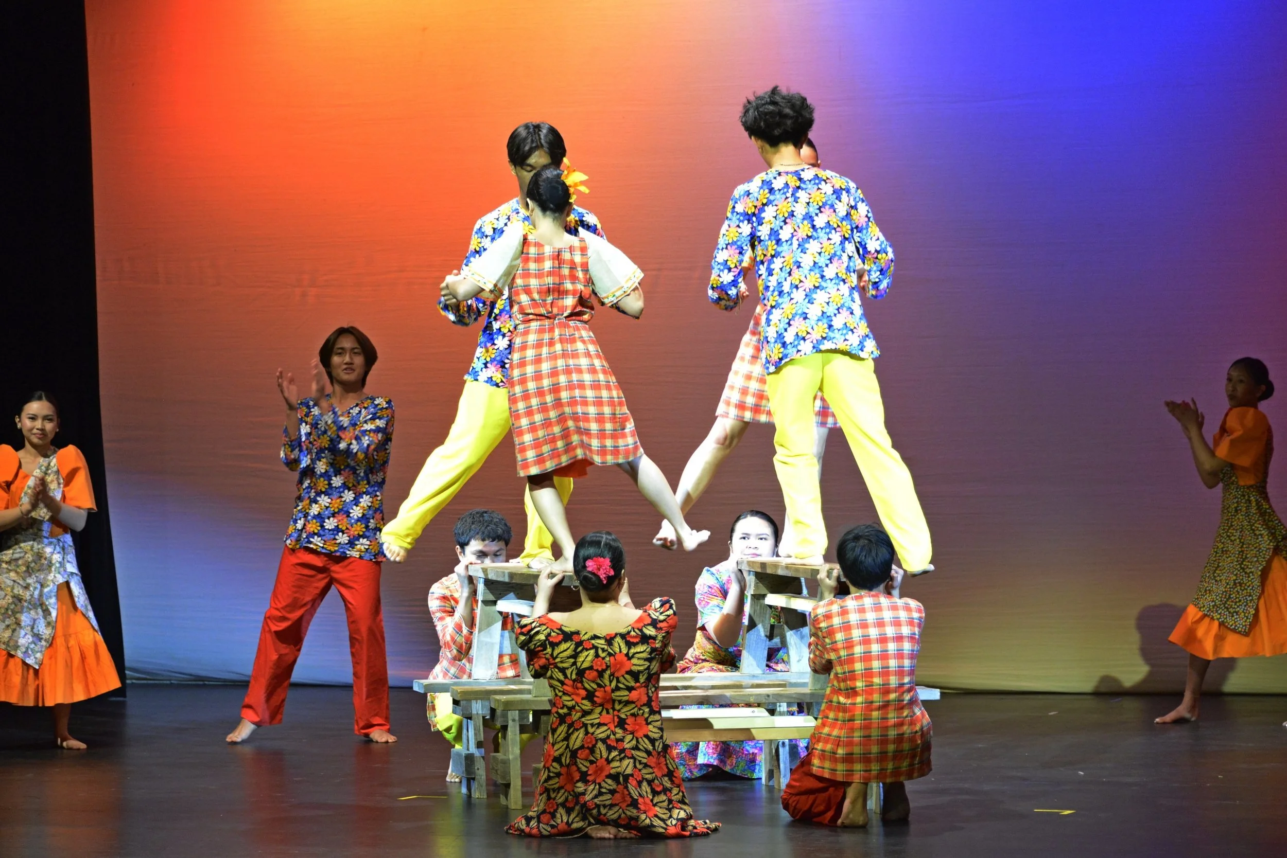 Sayaw Sa Bangko - Terrace Filcan