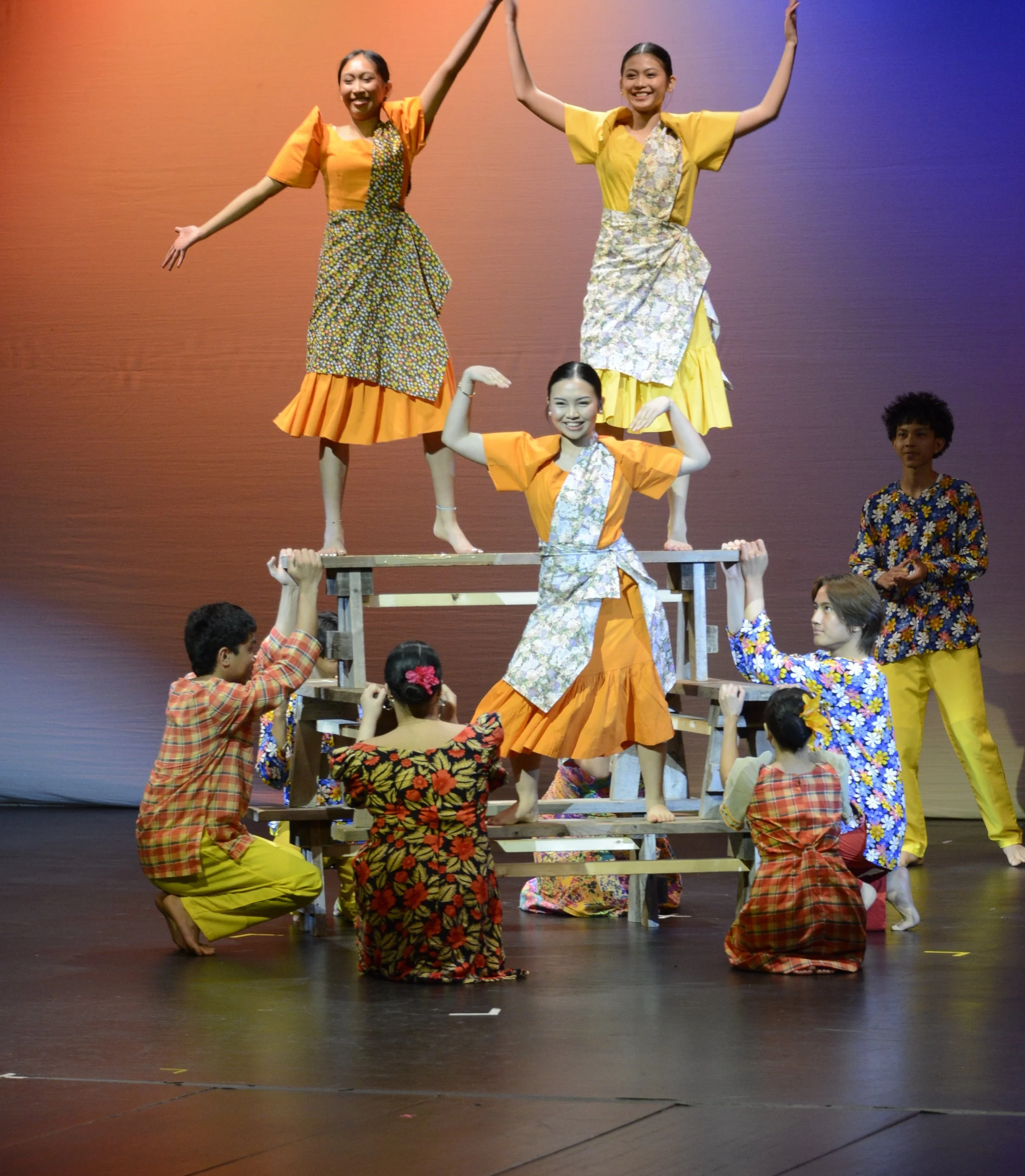 Sayaw Sa Bangko - Terrace Filcan