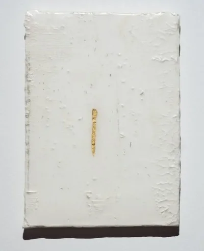 Ben Loong, Vug , 2017, resinated drywall plaster and gold leaf on canvas 36 x 25 cm. Image courtesy of the artist.