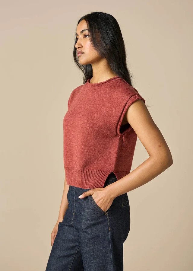 uimi knitwear | Agnes Jersey Vest (100% Merino wool)