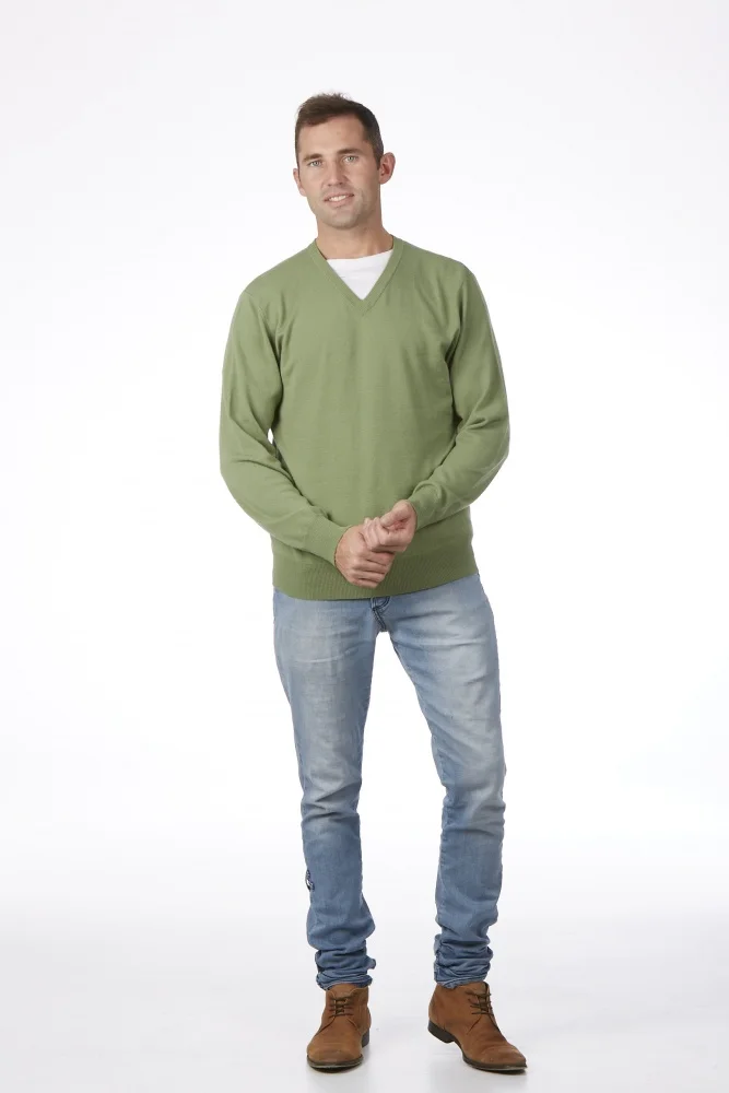 Bridge & Lord —BL8512 Essential Vee Pullover