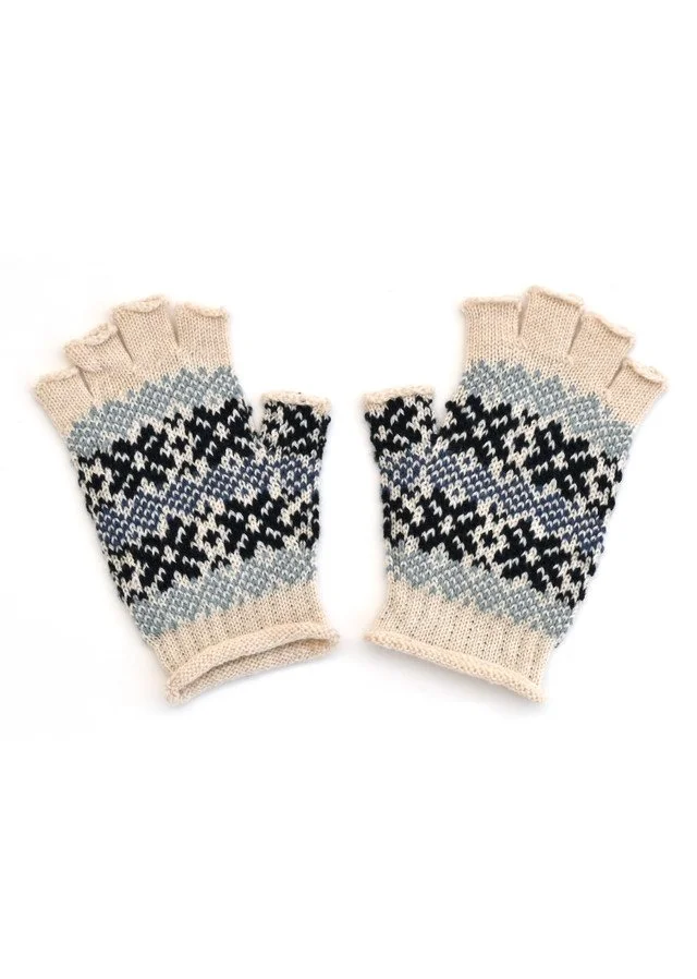 Antique white colourway variant of the Heidi fingerless glove from uimi knitwear.