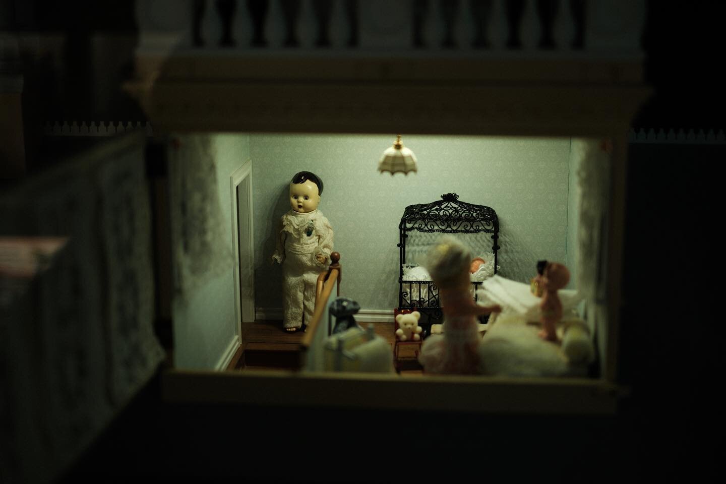 𝔻𝕠𝕝𝕝𝕙𝕠𝕦𝕤𝕖
.
.
.
.
.
.
.
.
.
#𝕤𝕙𝕠𝕥𝕠𝕟𝕗𝕦𝕛𝕚𝕗𝕚𝕝𝕞 #𝕗𝕝𝕪𝕚𝕟𝕘 #𝕗𝕦𝕛𝕚𝕗𝕚𝕝𝕞 #35𝕞𝕞  #𝕨𝕒𝕟𝕒𝕜𝕒 #wanakatoyandtransportmuseum #dollhouse #dollhouseminiatures #creepydolls
