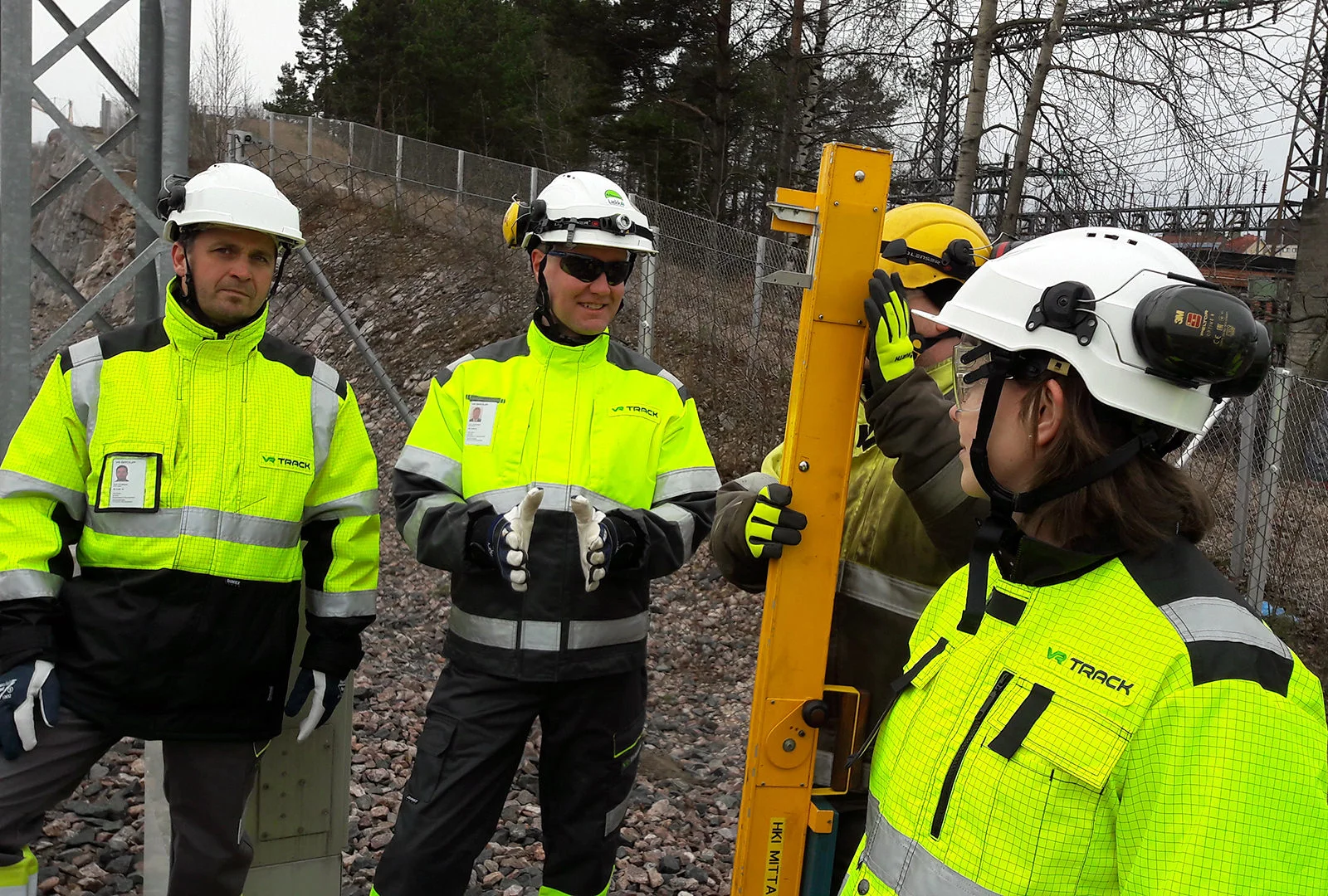 VR Trackin toimintoja Riihimäen matkakeskukseen