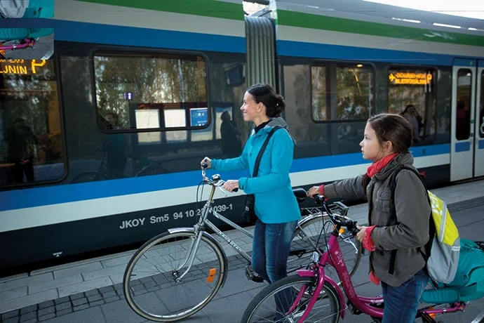 Vuoden pyöräilyteko on pyörien kuljettaminen lähijunissa