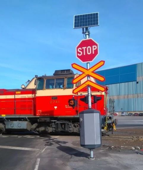 Lehti: Uusi huomiolaite yrittää vähentää tasoristeysonnettomuuksia