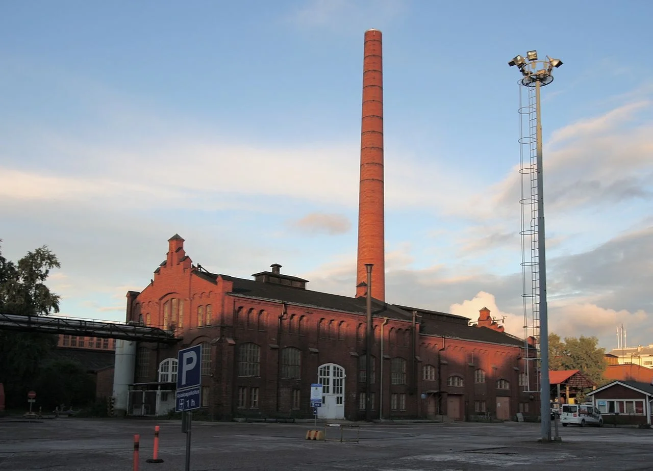 VR myy Vallilan konepajan entiselle suurlähettiläälle