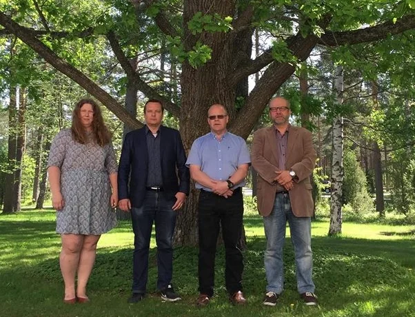 Kuljetusliitot tiivistävät yhteistyötään - Uusi järjestö syntyi