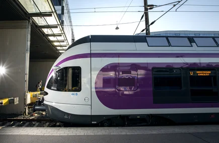 Ratatyöt aiheuttavat muutoksia Helsingin lähijunaliikenteessä