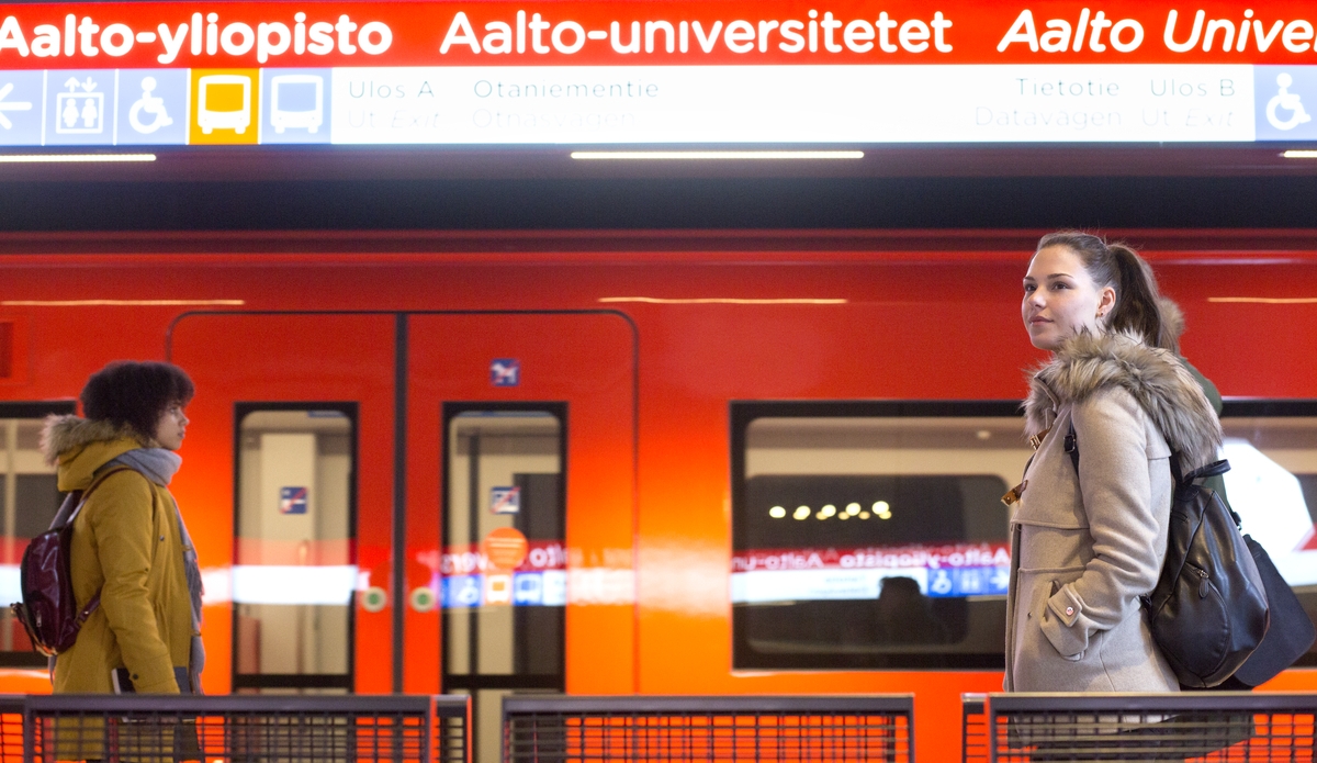 Kysely: Länsimetro romahdutti matkustajien tyytyväisyyden HSL:n palveluihin