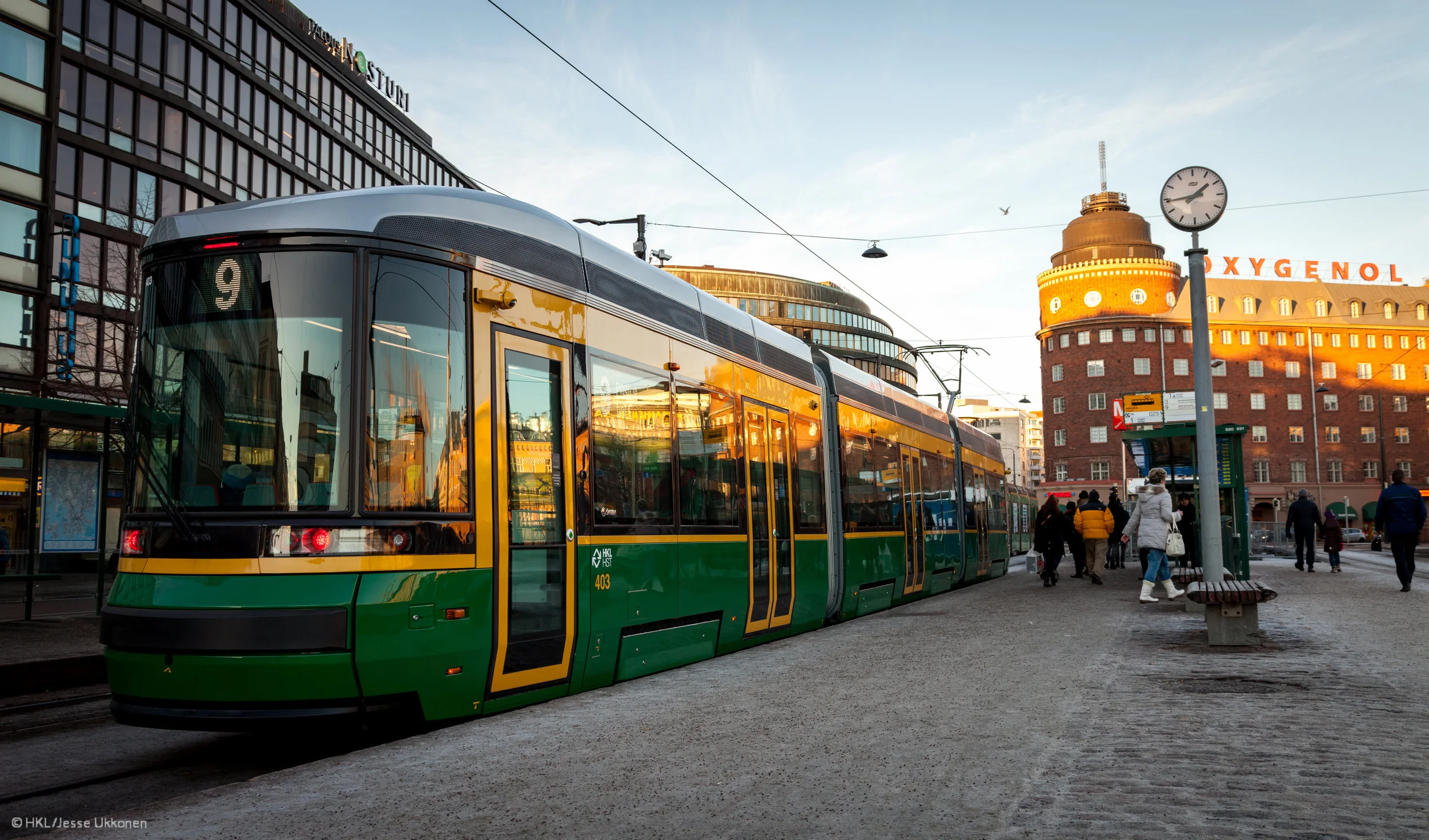 HS: Kilpailutus voi poistaa nykyiset raitiovaunut Helsingin katukuvasta