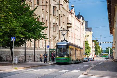 HKL vuokraa raitiovaunun koekäyttöön Saksassa