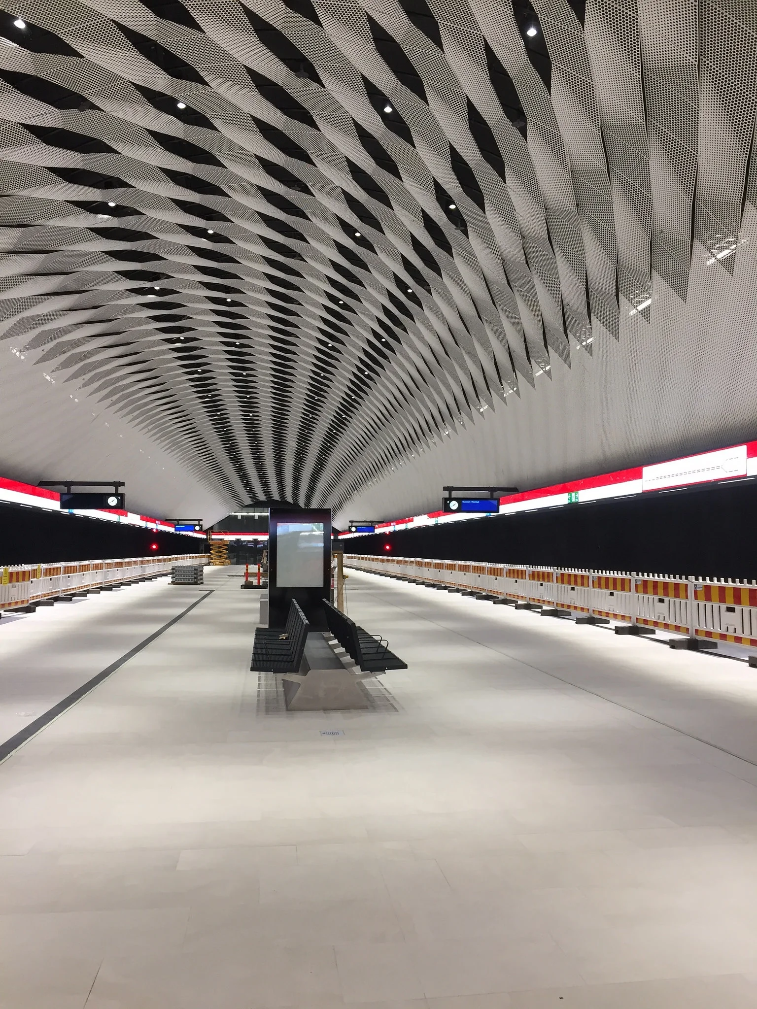 HS: Länsimetroon joudutaan louhimaan sadan miljoonan euron kääntöraide