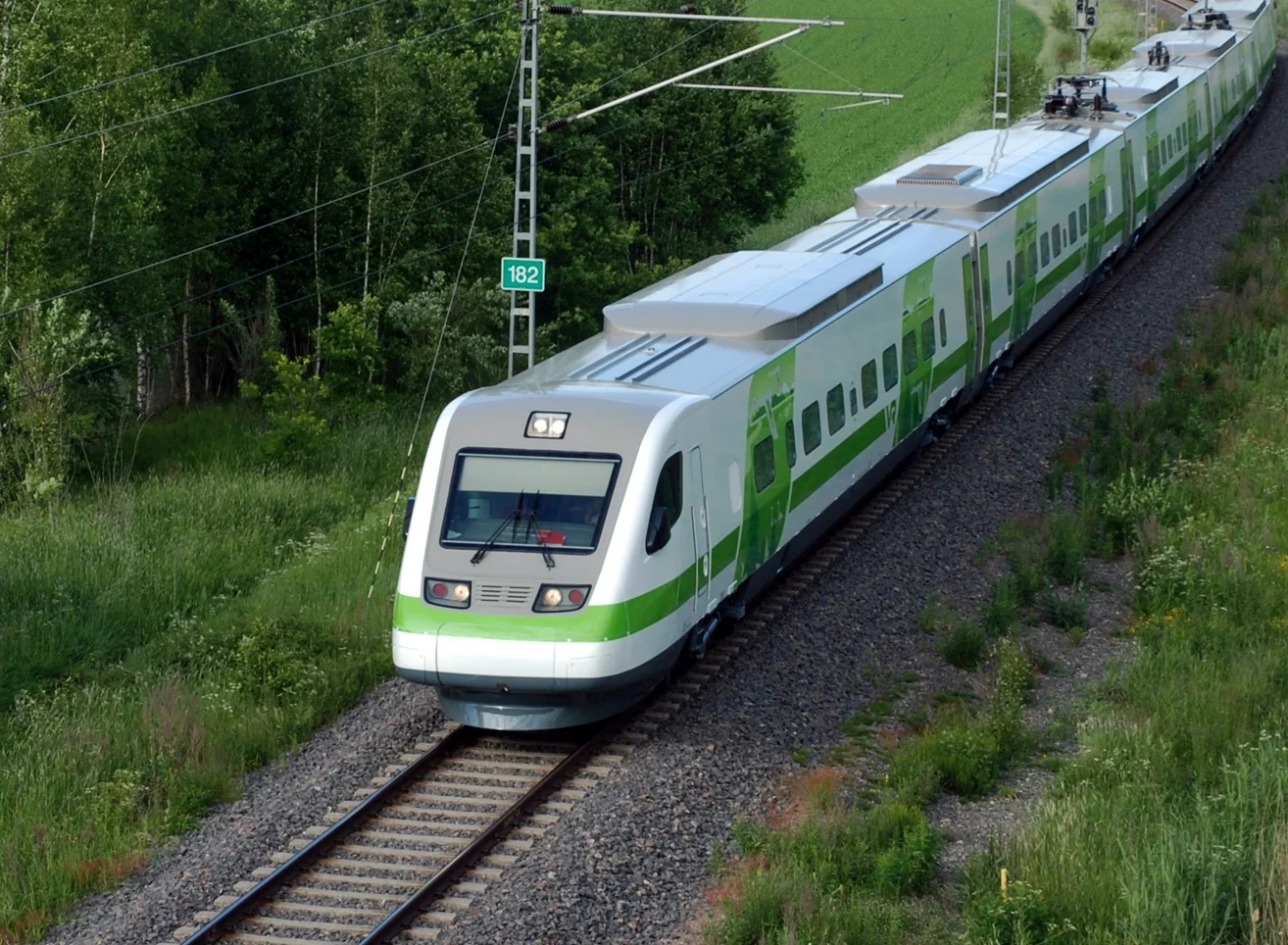 AL: Tunnin junalle Tampereelta Helsinkiin haetaan rahaa uudella tavalla - Käyttäjät ratainvestointien maksajiksi