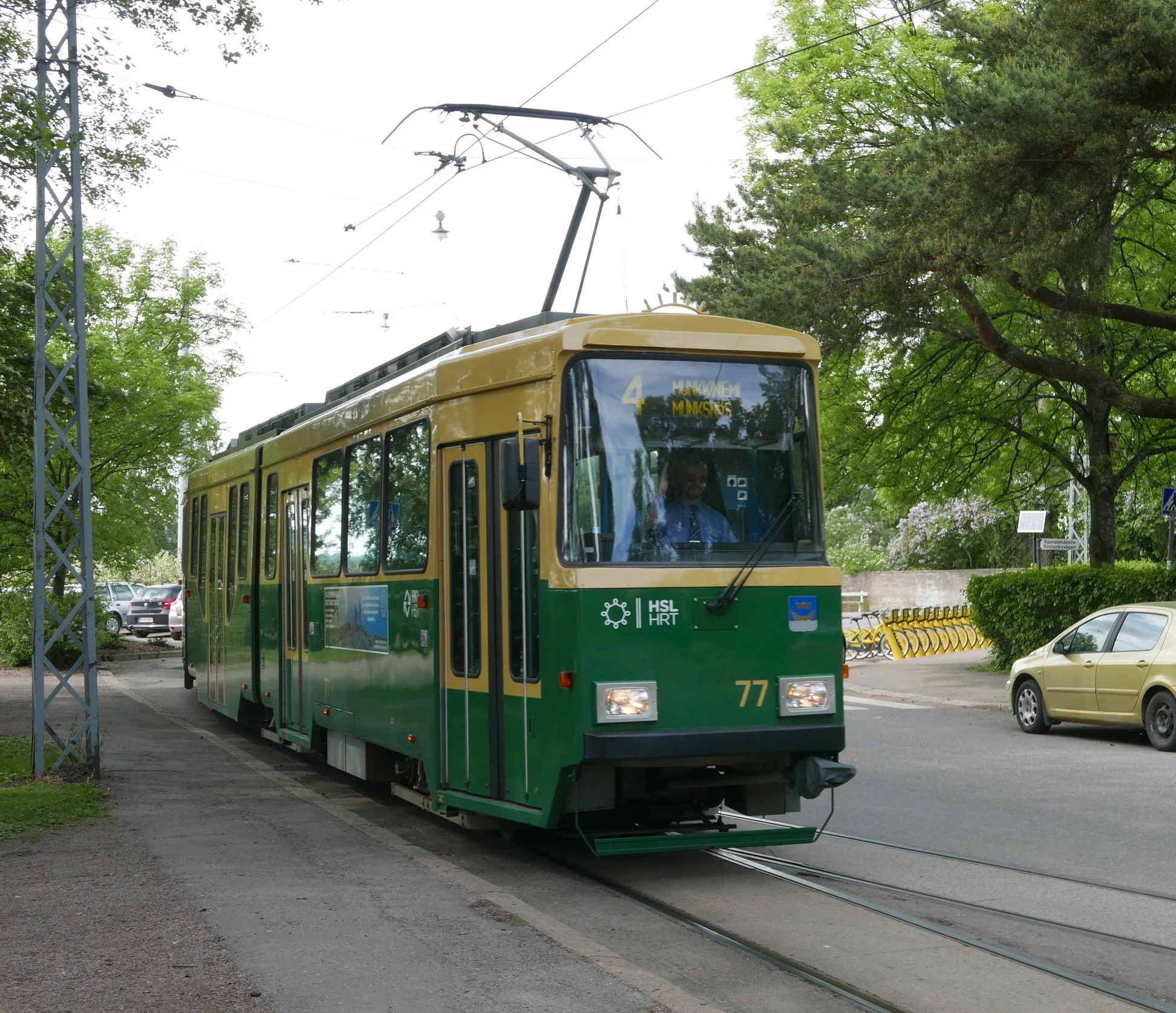 HKL kunnostaa ja rakentaa uusia raitiotieratoja kesällä