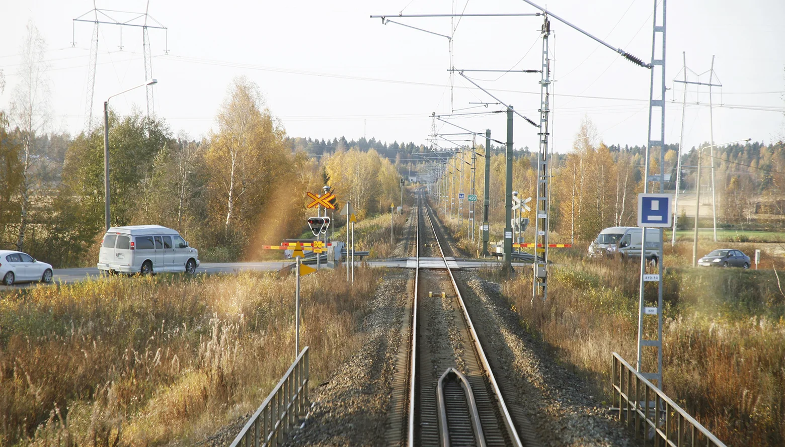 OTKES antoi suosituksia - Tasoristeysturvallisuus vaatii parantamista