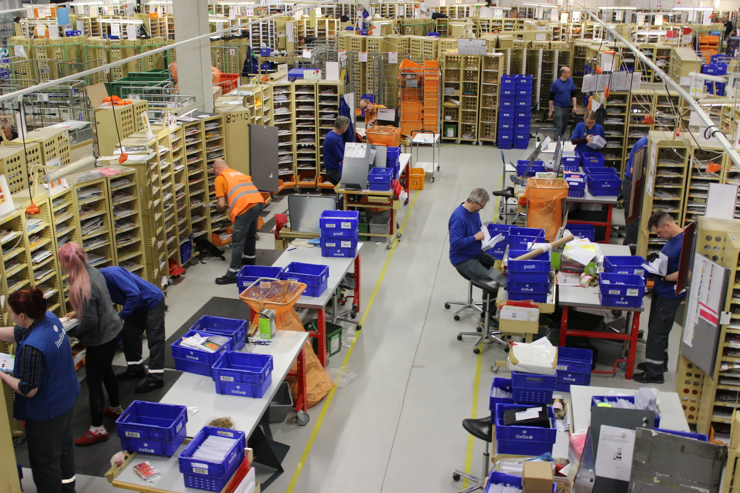 Palvelualojen maailmanliitto UNI postilaisten tueksi