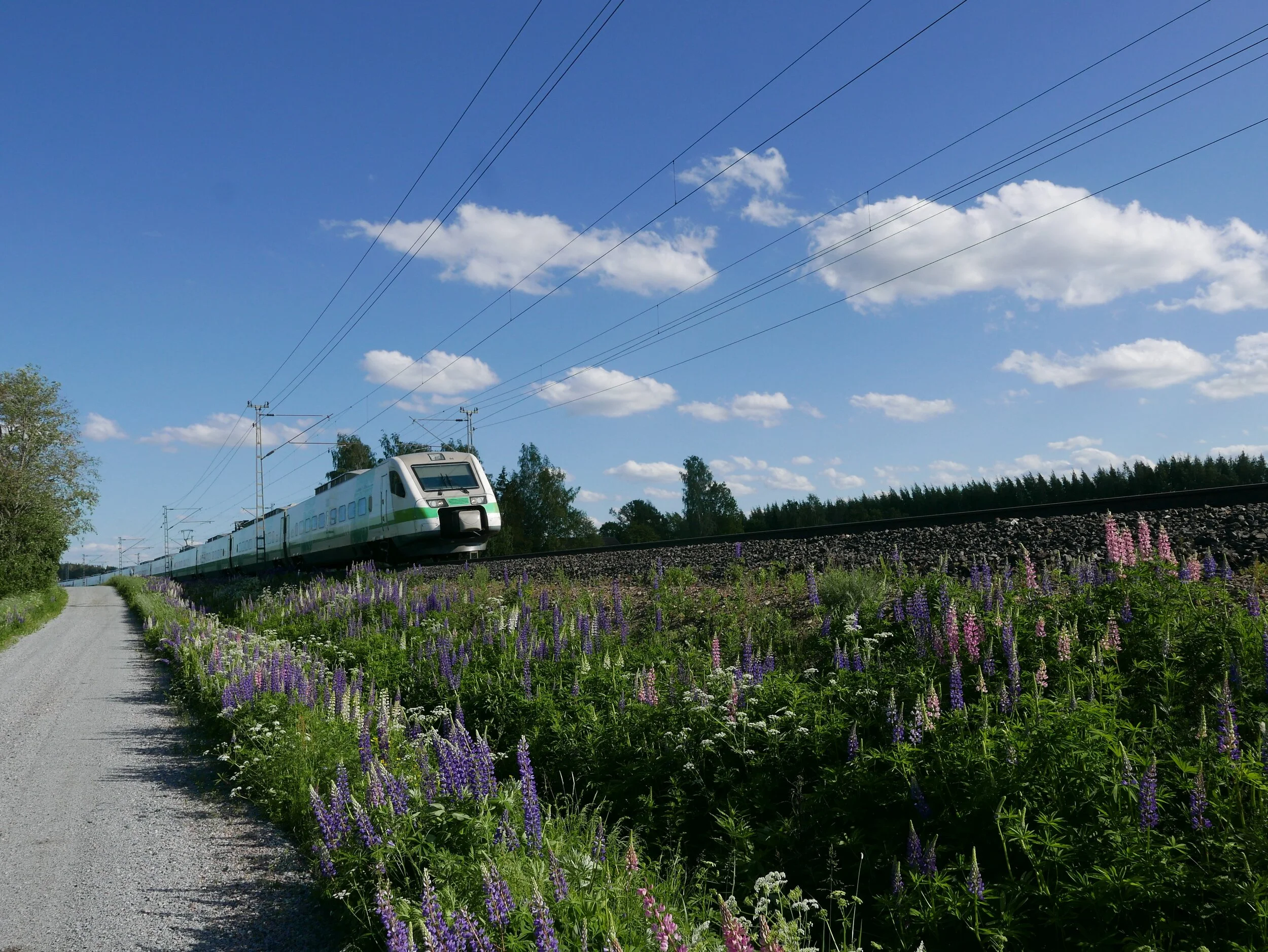 VR lisää edelleen liikennettä - Heinäkuu reilut kolmannes hiljaisempi kuin 2019